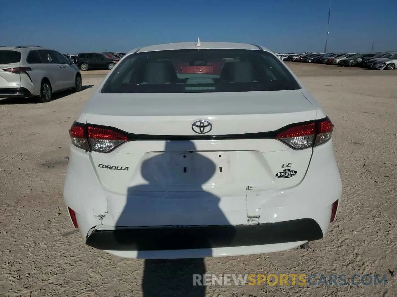 6 Photograph of a damaged car 5YFEPMAE4MP196376 TOYOTA COROLLA 2021