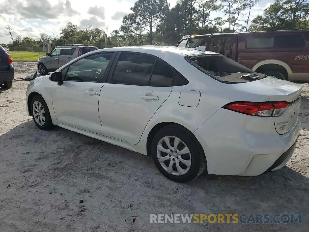 2 Photograph of a damaged car 5YFEPMAE4MP198712 TOYOTA COROLLA 2021