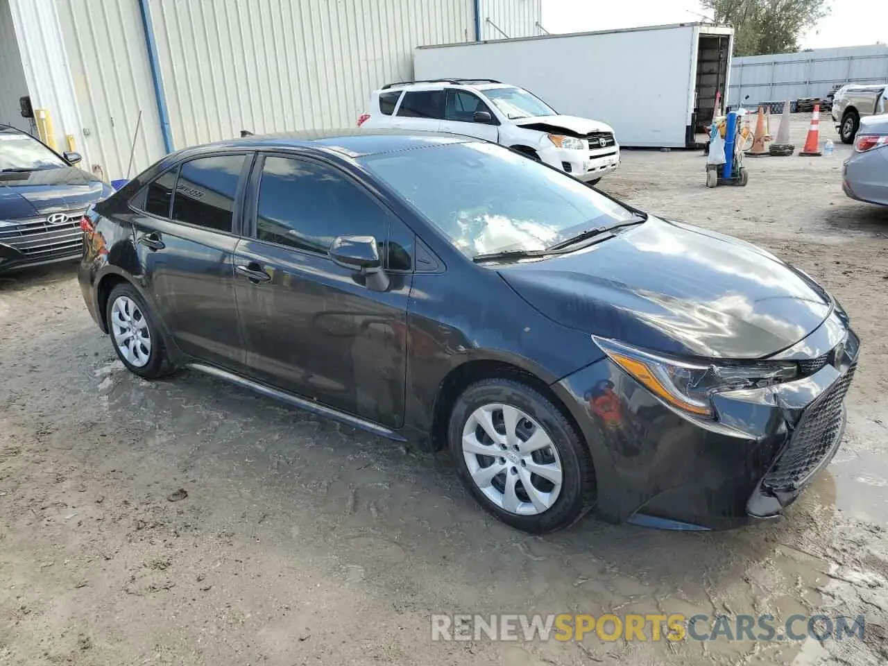 4 Photograph of a damaged car 5YFEPMAE4MP201527 TOYOTA COROLLA 2021