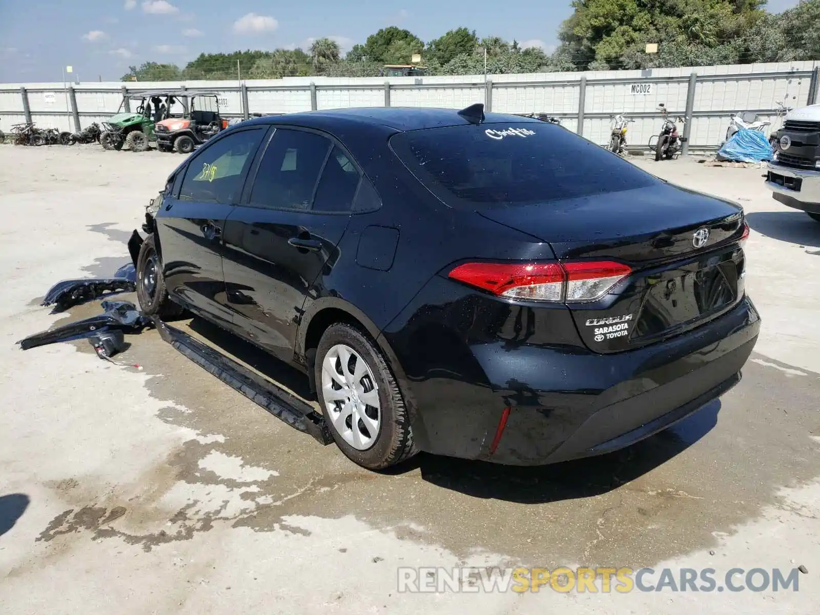 3 Photograph of a damaged car 5YFEPMAE4MP202550 TOYOTA COROLLA 2021