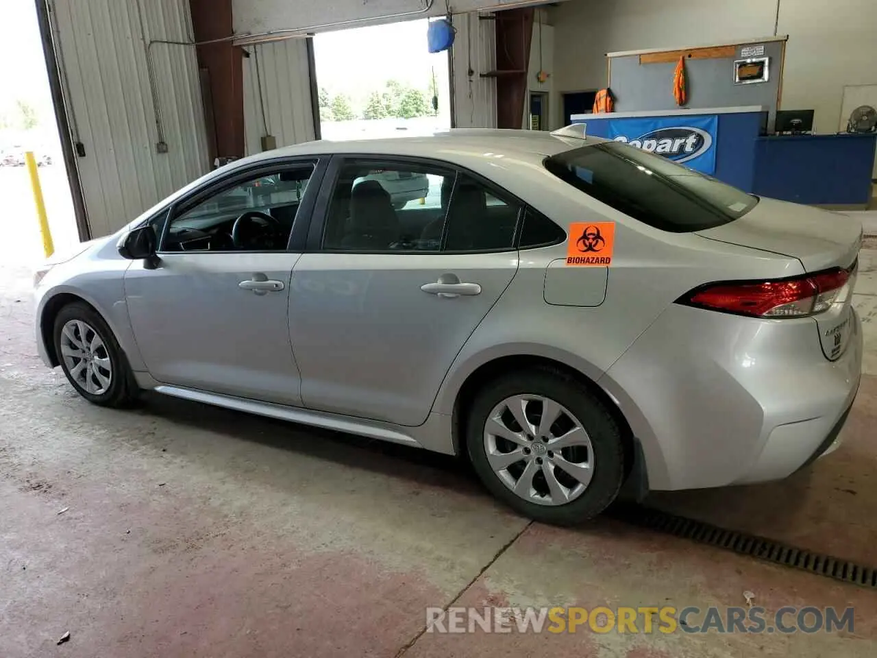 2 Photograph of a damaged car 5YFEPMAE4MP206761 TOYOTA COROLLA 2021