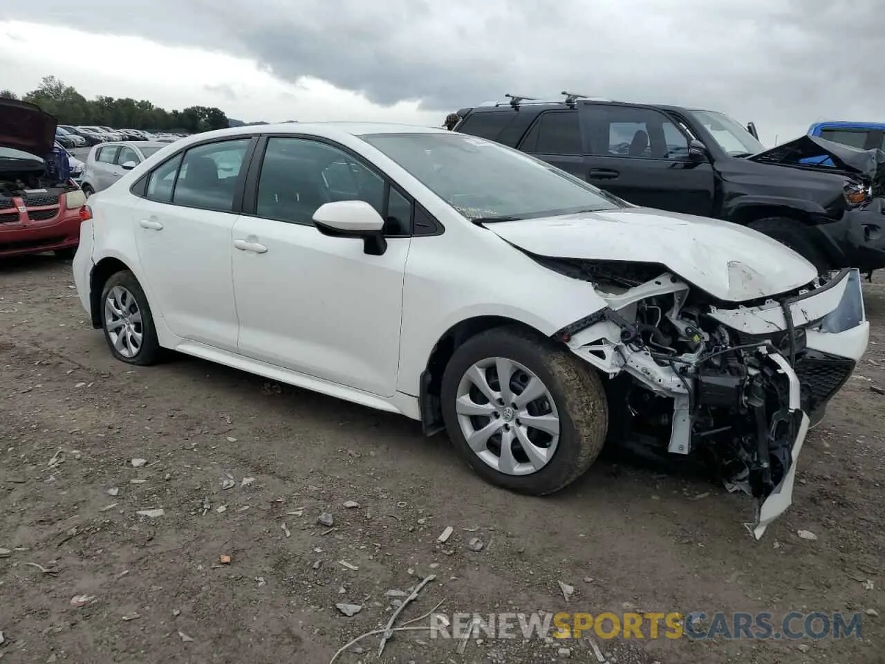 4 Photograph of a damaged car 5YFEPMAE4MP210163 TOYOTA COROLLA 2021