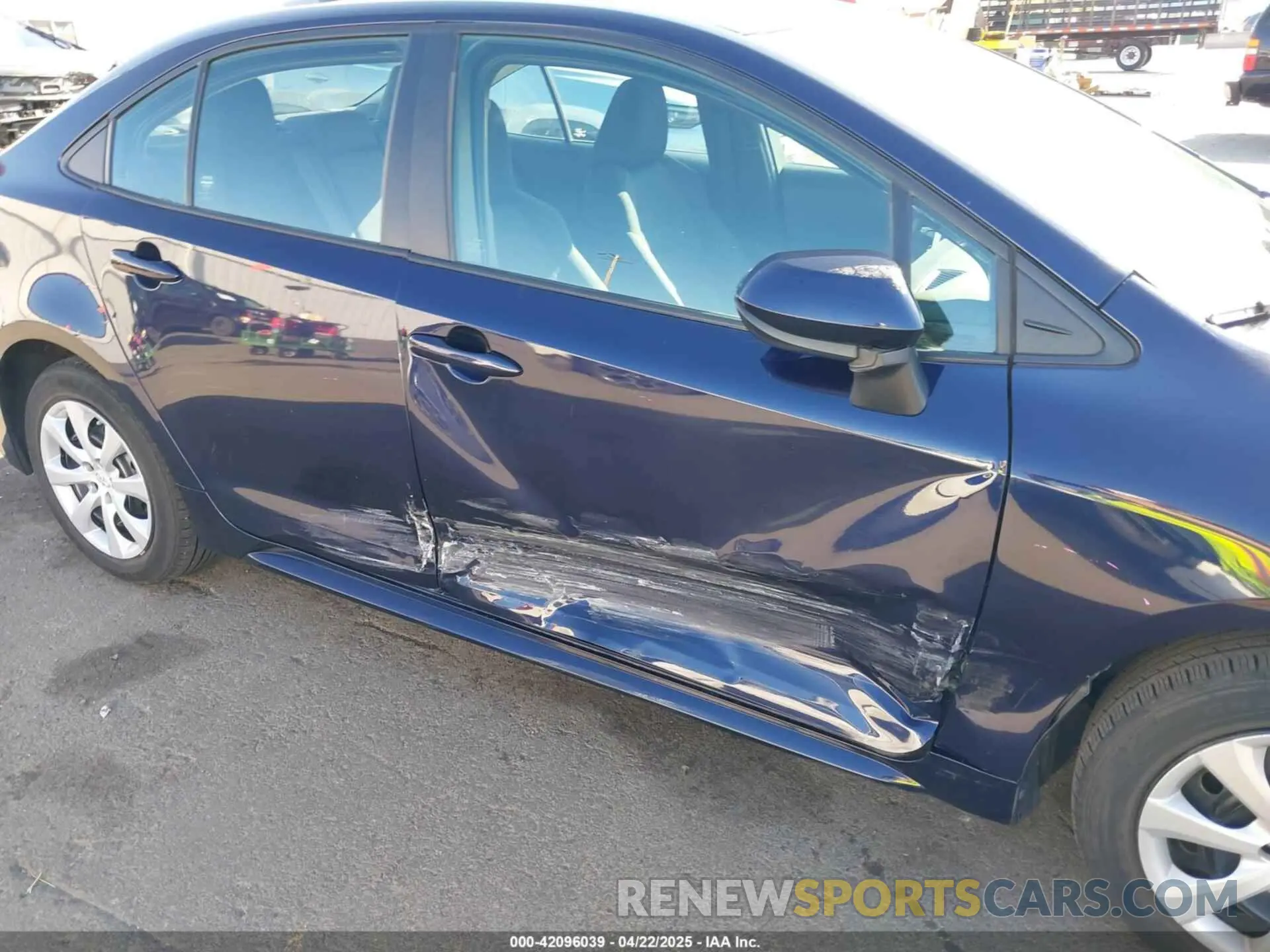 6 Photograph of a damaged car 5YFEPMAE4MP210485 TOYOTA COROLLA 2021