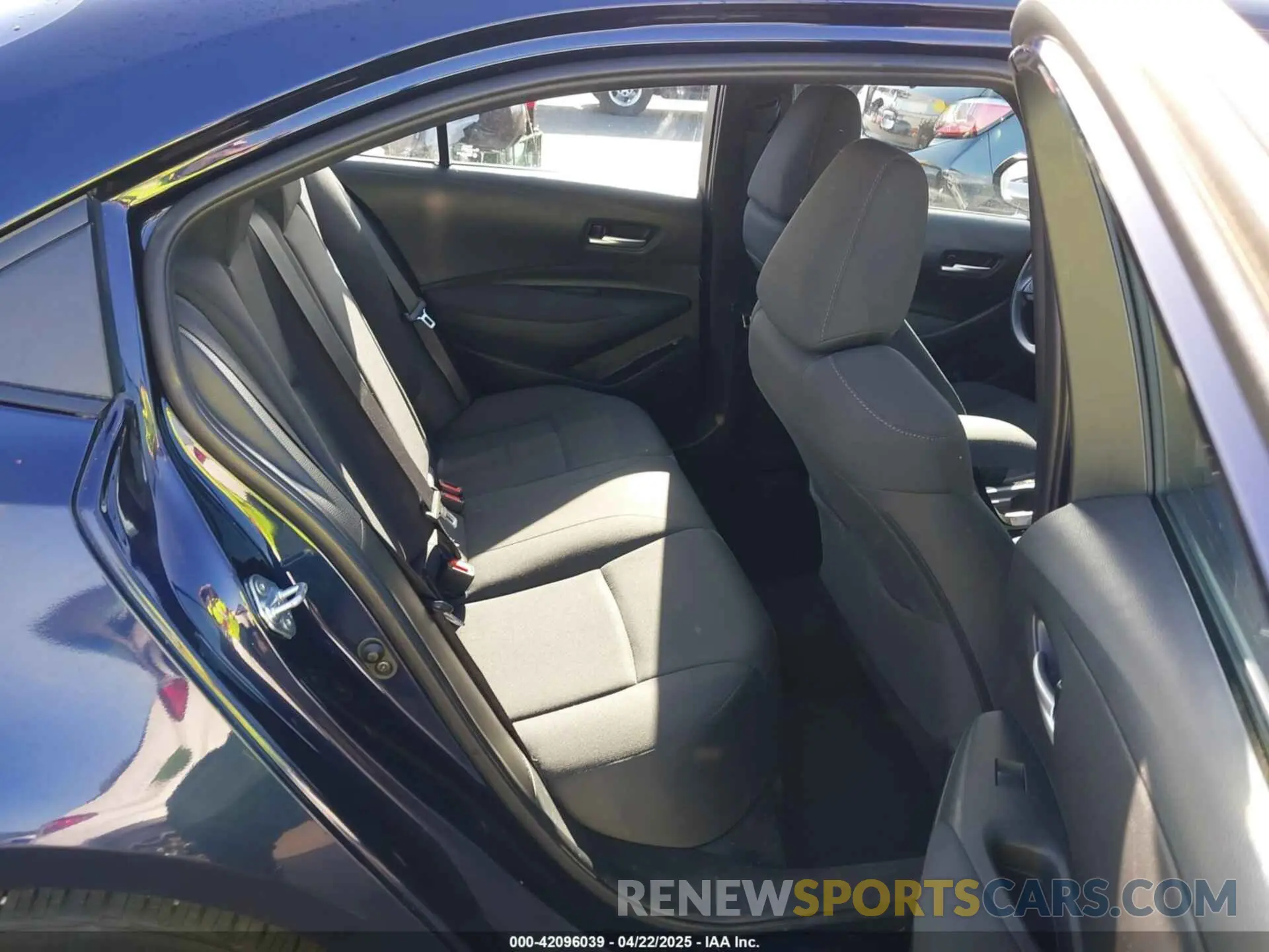 8 Photograph of a damaged car 5YFEPMAE4MP210485 TOYOTA COROLLA 2021