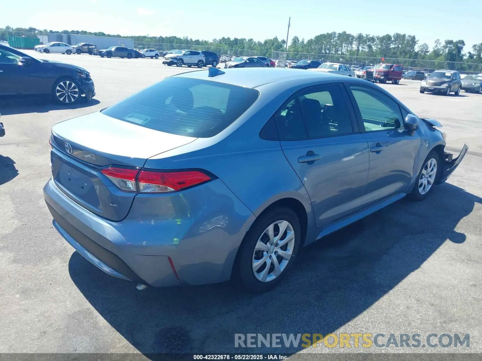 4 Photograph of a damaged car 5YFEPMAE4MP211197 TOYOTA COROLLA 2021