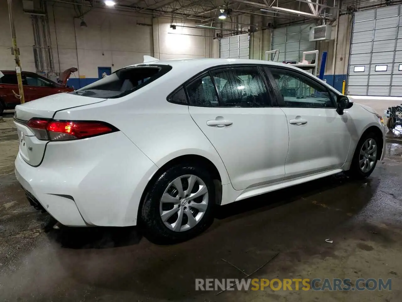 3 Photograph of a damaged car 5YFEPMAE4MP211684 TOYOTA COROLLA 2021
