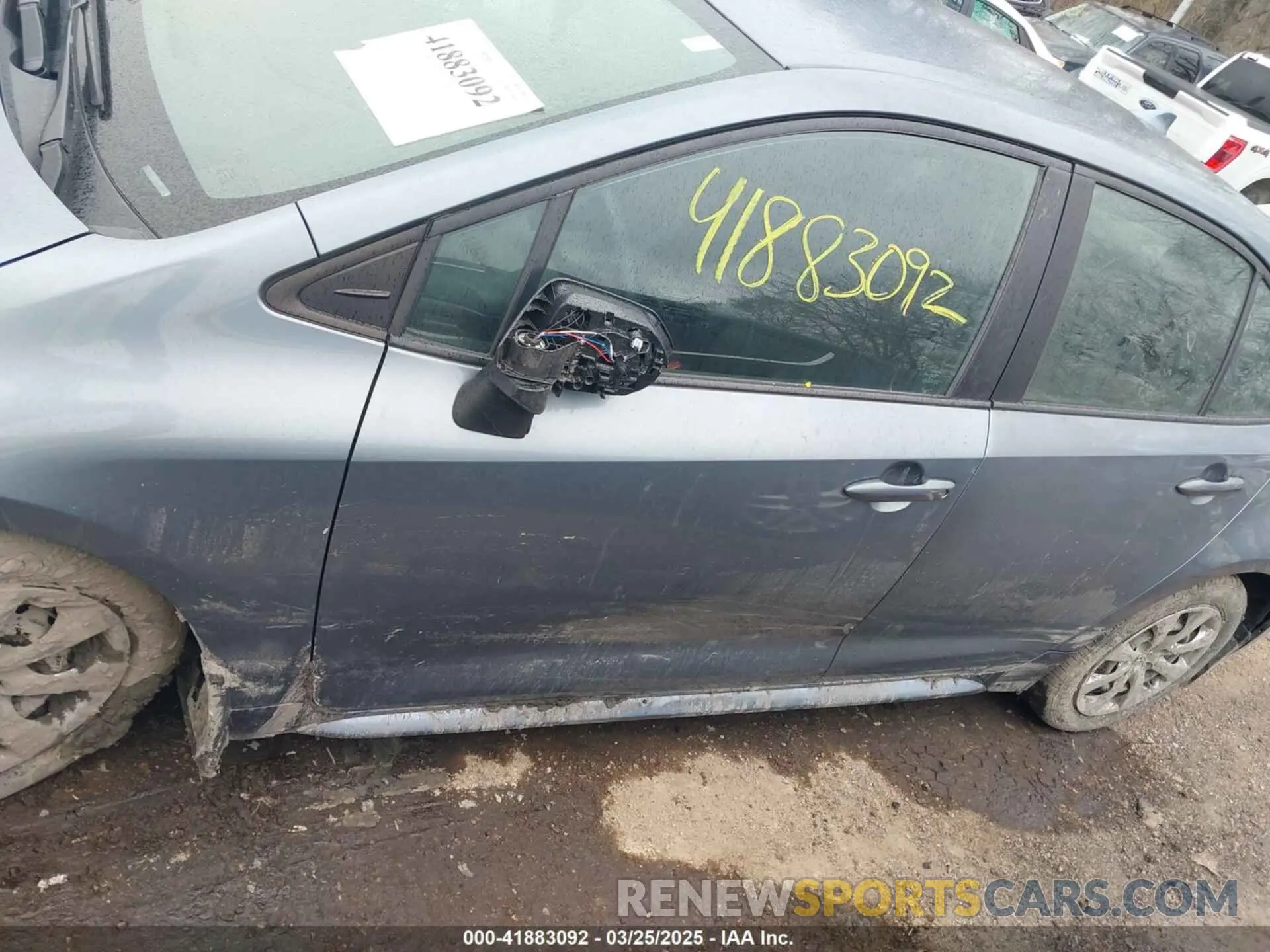 14 Photograph of a damaged car 5YFEPMAE4MP212396 TOYOTA COROLLA 2021