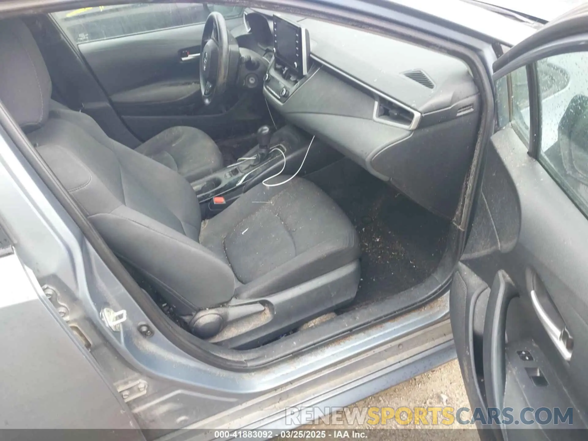 5 Photograph of a damaged car 5YFEPMAE4MP212396 TOYOTA COROLLA 2021