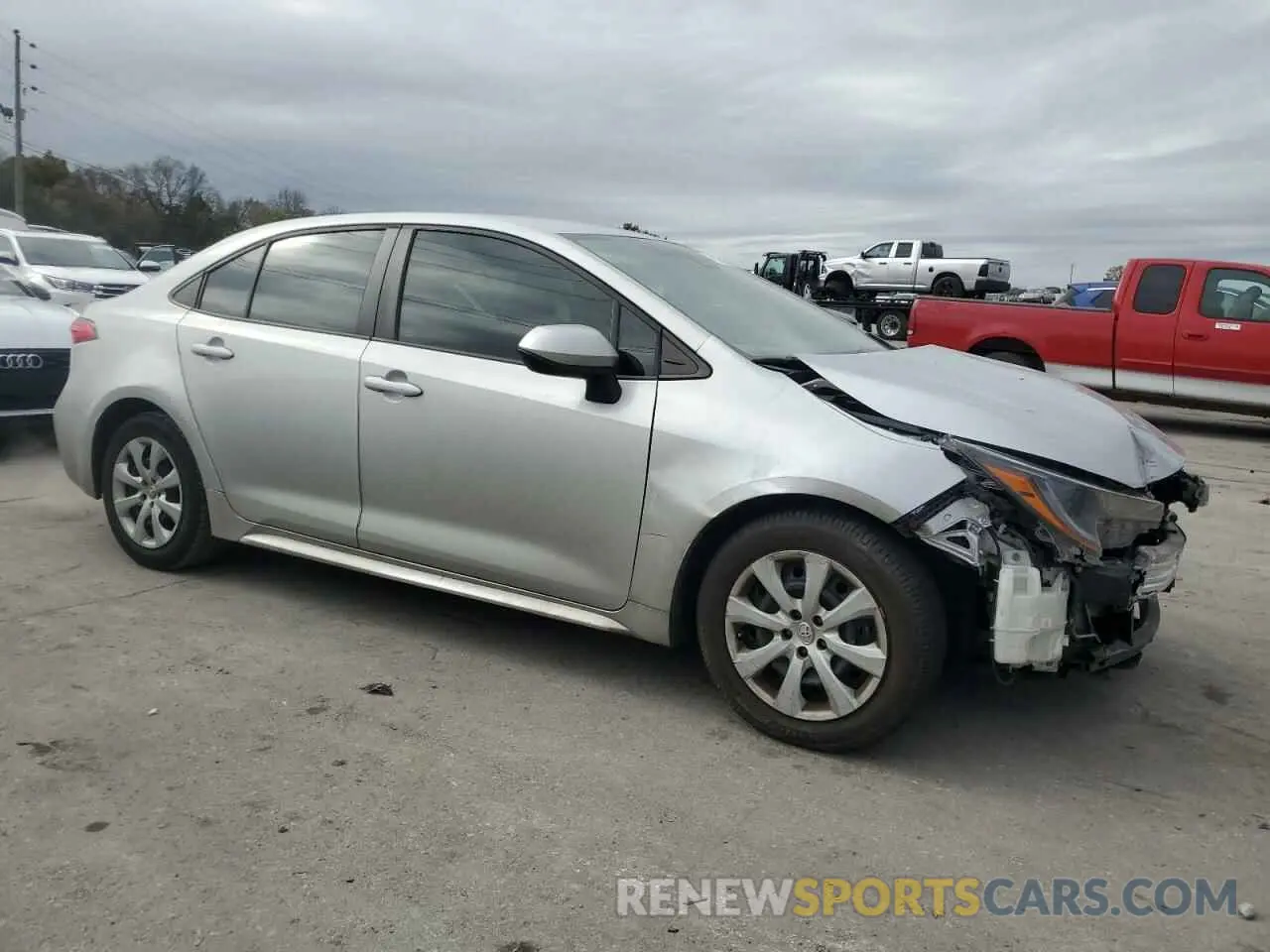 4 Photograph of a damaged car 5YFEPMAE4MP213323 TOYOTA COROLLA 2021