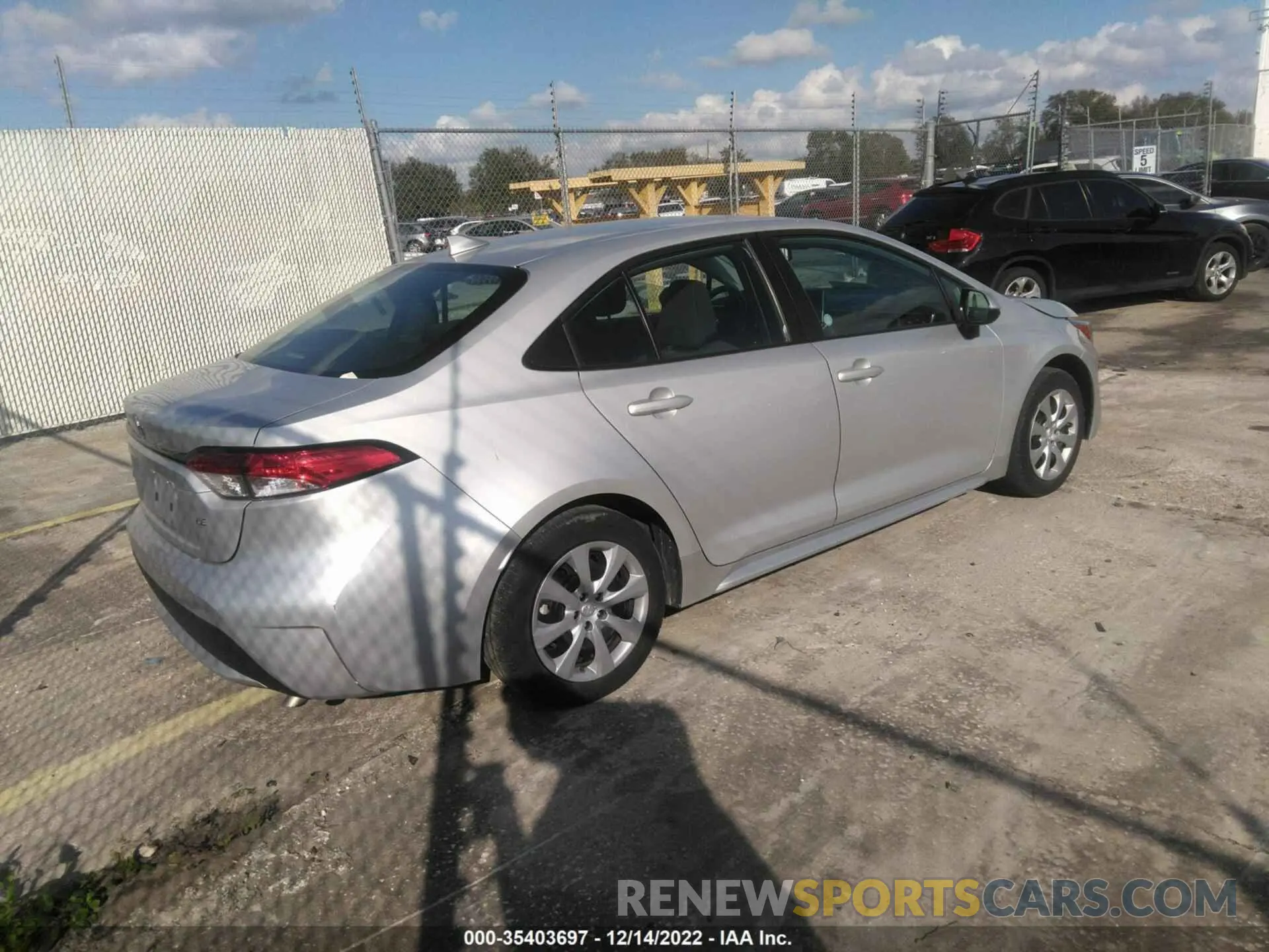 4 Photograph of a damaged car 5YFEPMAE4MP217873 TOYOTA COROLLA 2021