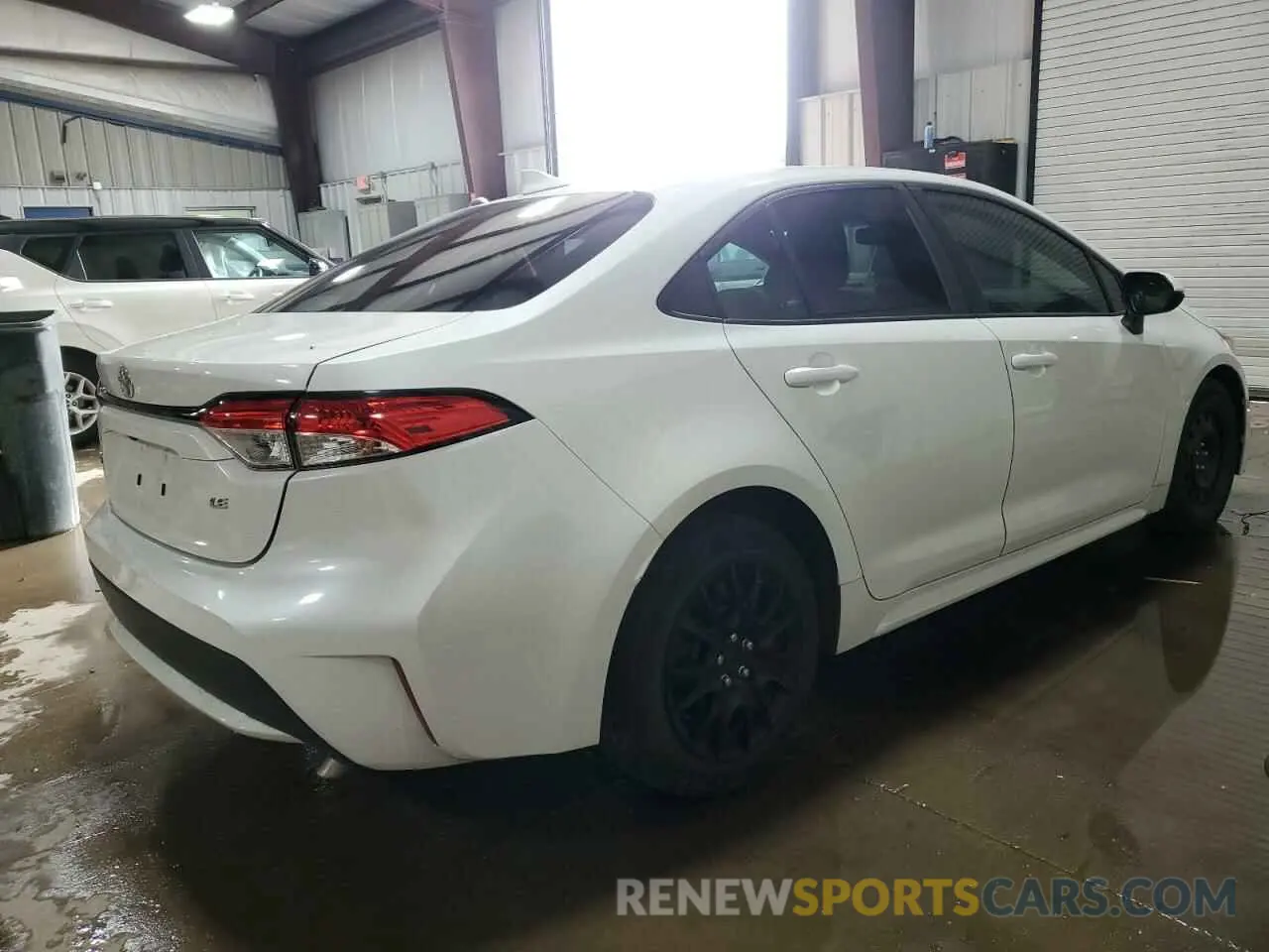 3 Photograph of a damaged car 5YFEPMAE4MP225410 TOYOTA COROLLA 2021