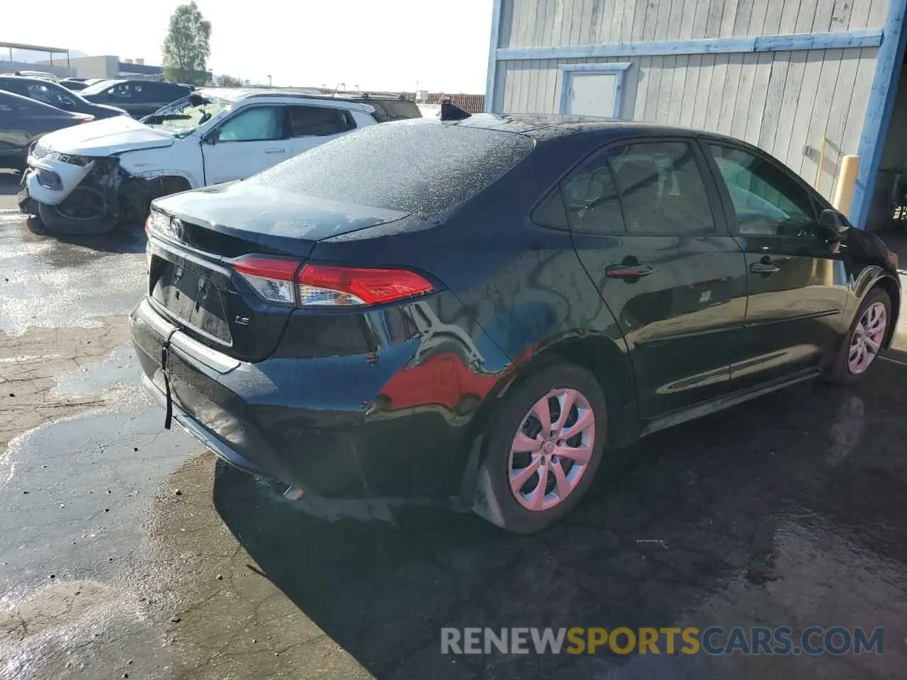 3 Photograph of a damaged car 5YFEPMAE4MP228727 TOYOTA COROLLA 2021