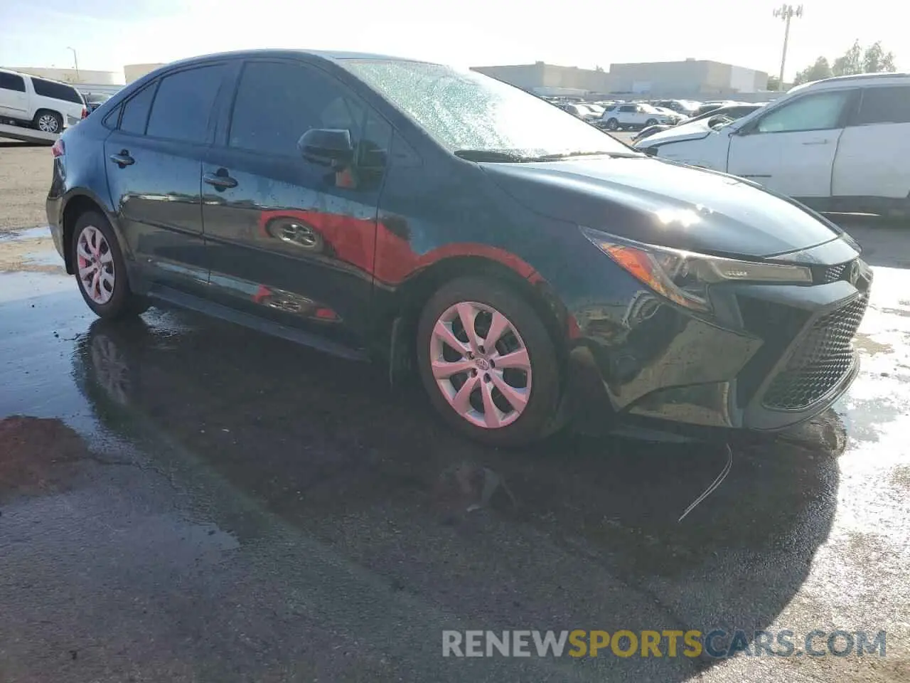 4 Photograph of a damaged car 5YFEPMAE4MP228727 TOYOTA COROLLA 2021