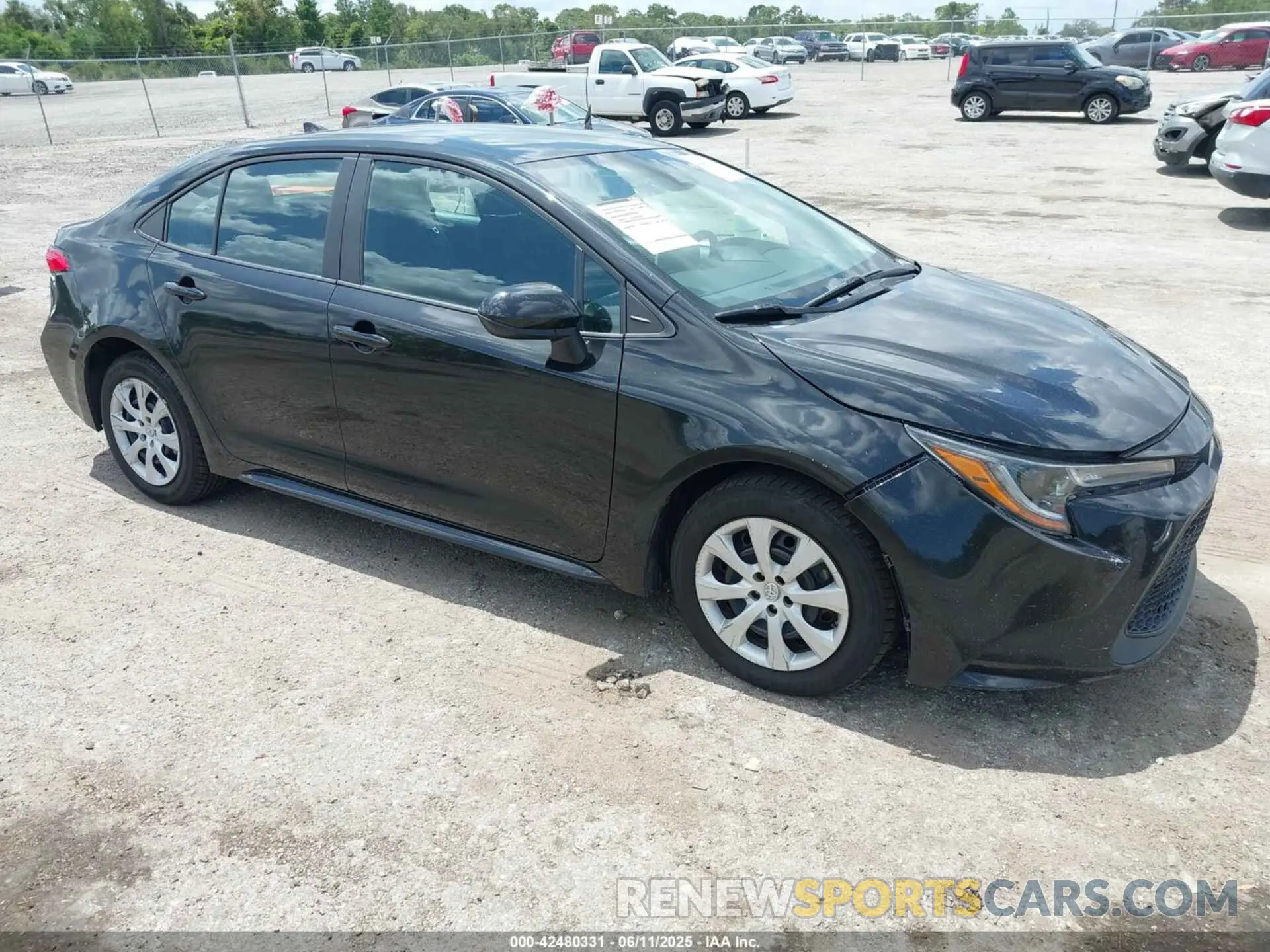 1 Photograph of a damaged car 5YFEPMAE4MP232261 TOYOTA COROLLA 2021