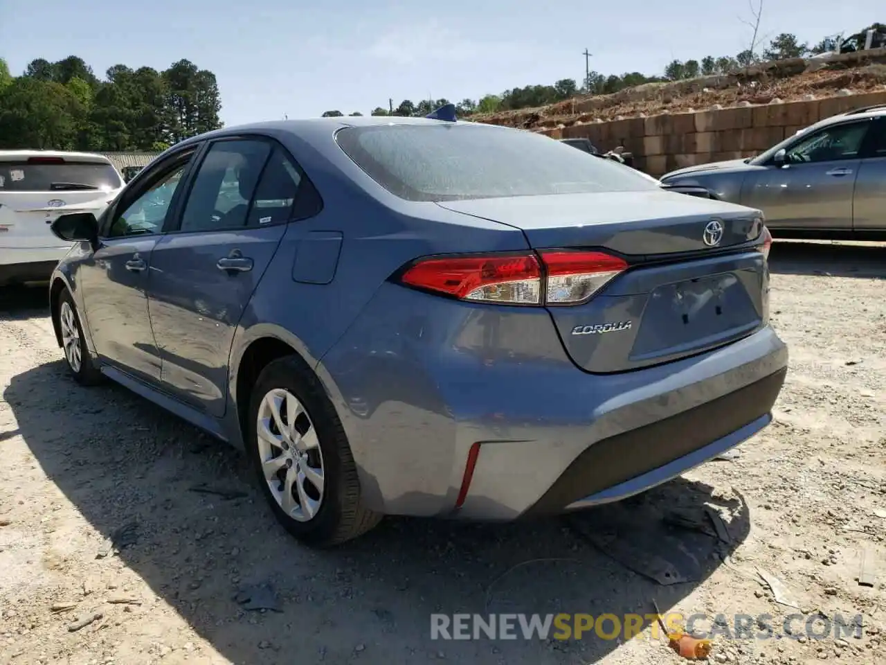 3 Photograph of a damaged car 5YFEPMAE4MP232583 TOYOTA COROLLA 2021