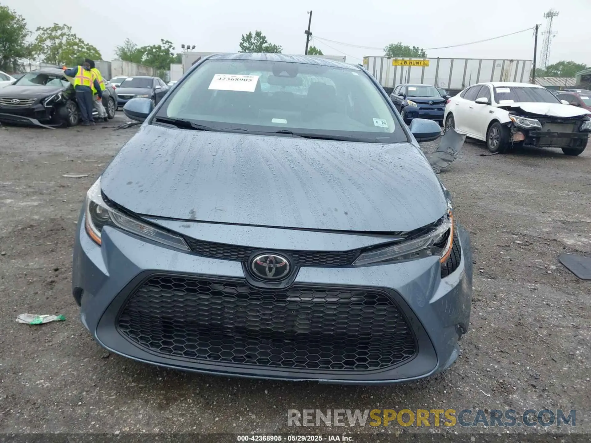 11 Photograph of a damaged car 5YFEPMAE4MP236066 TOYOTA COROLLA 2021