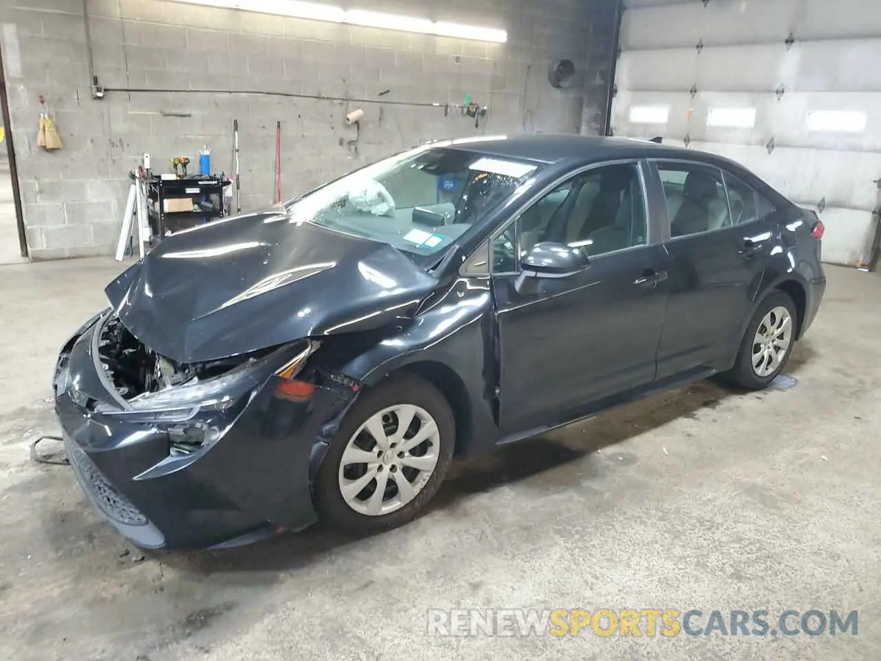 1 Photograph of a damaged car 5YFEPMAE4MP241767 TOYOTA COROLLA 2021