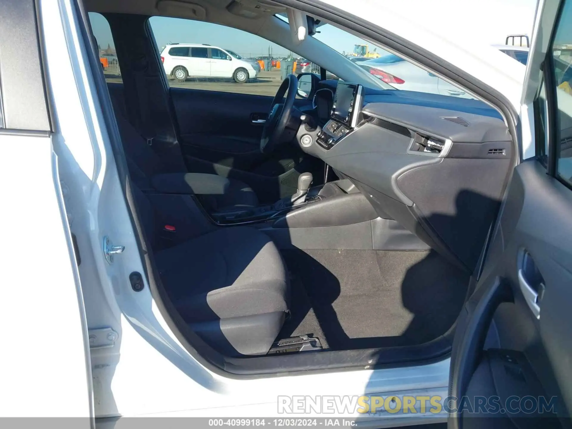 5 Photograph of a damaged car 5YFEPMAE4MP242093 TOYOTA COROLLA 2021