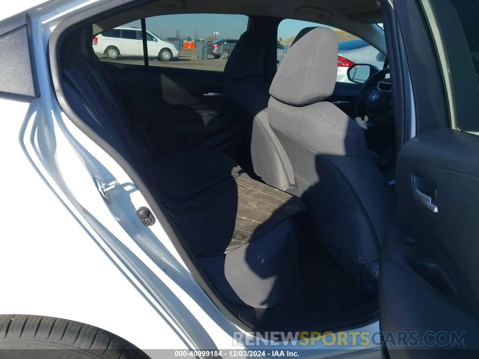 8 Photograph of a damaged car 5YFEPMAE4MP242093 TOYOTA COROLLA 2021