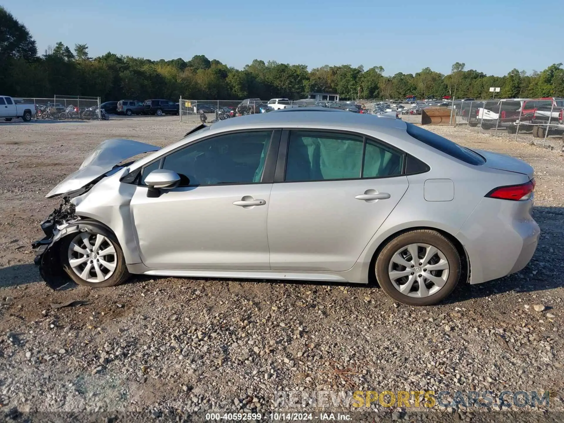 15 Photograph of a damaged car 5YFEPMAE4MP251652 TOYOTA COROLLA 2021