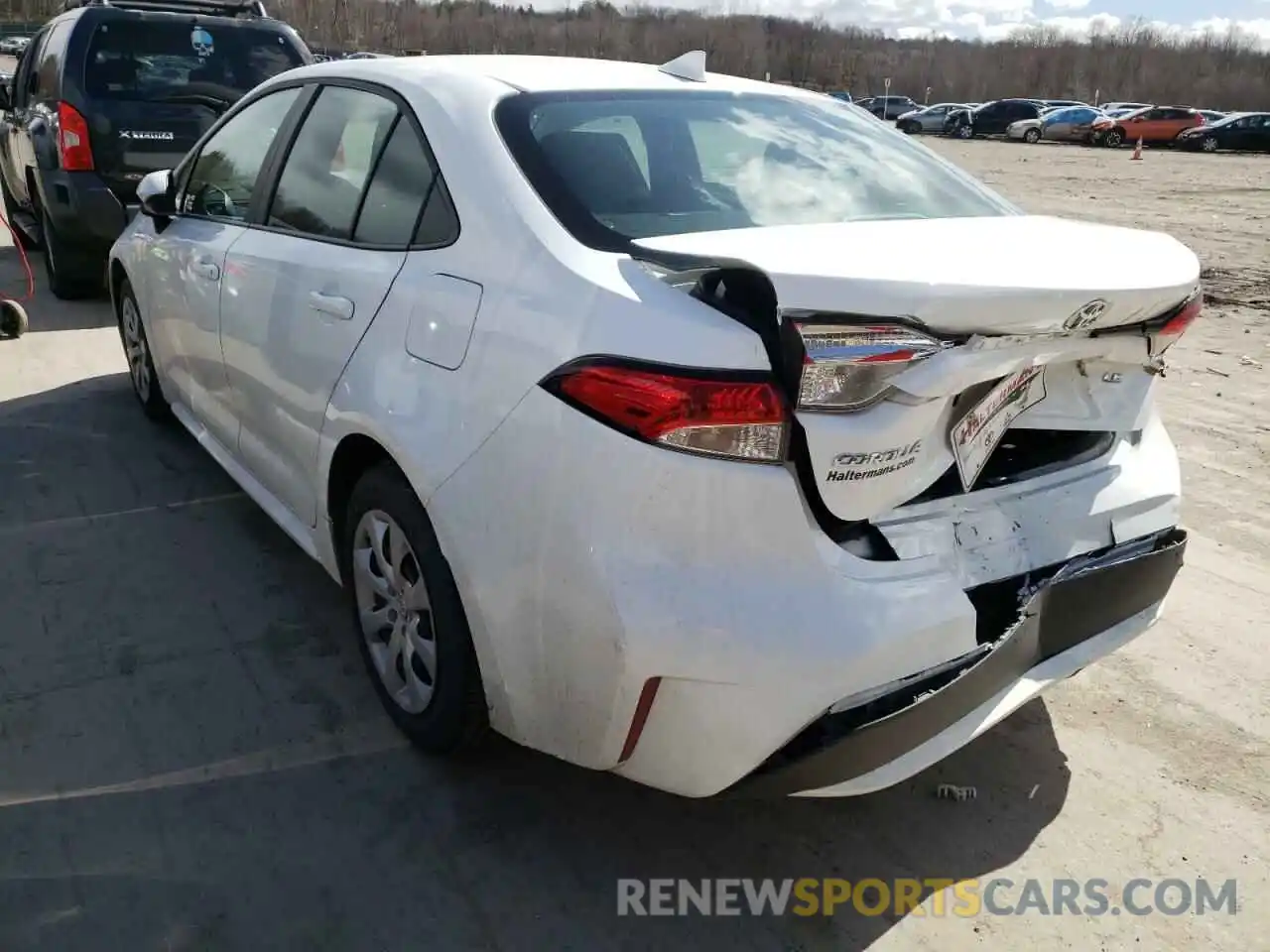 3 Photograph of a damaged car 5YFEPMAE4MP252235 TOYOTA COROLLA 2021