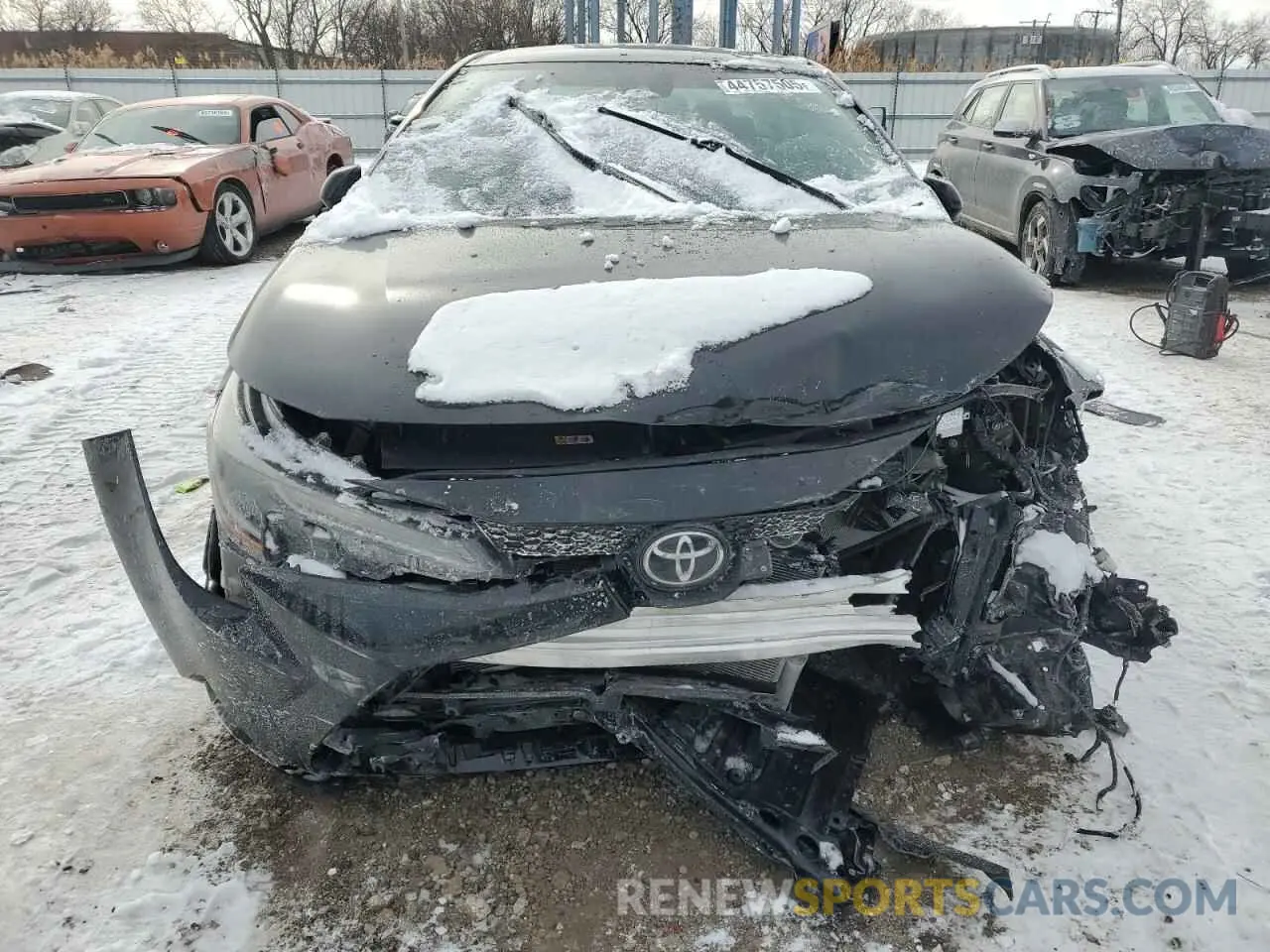 5 Photograph of a damaged car 5YFEPMAE4MP259122 TOYOTA COROLLA 2021