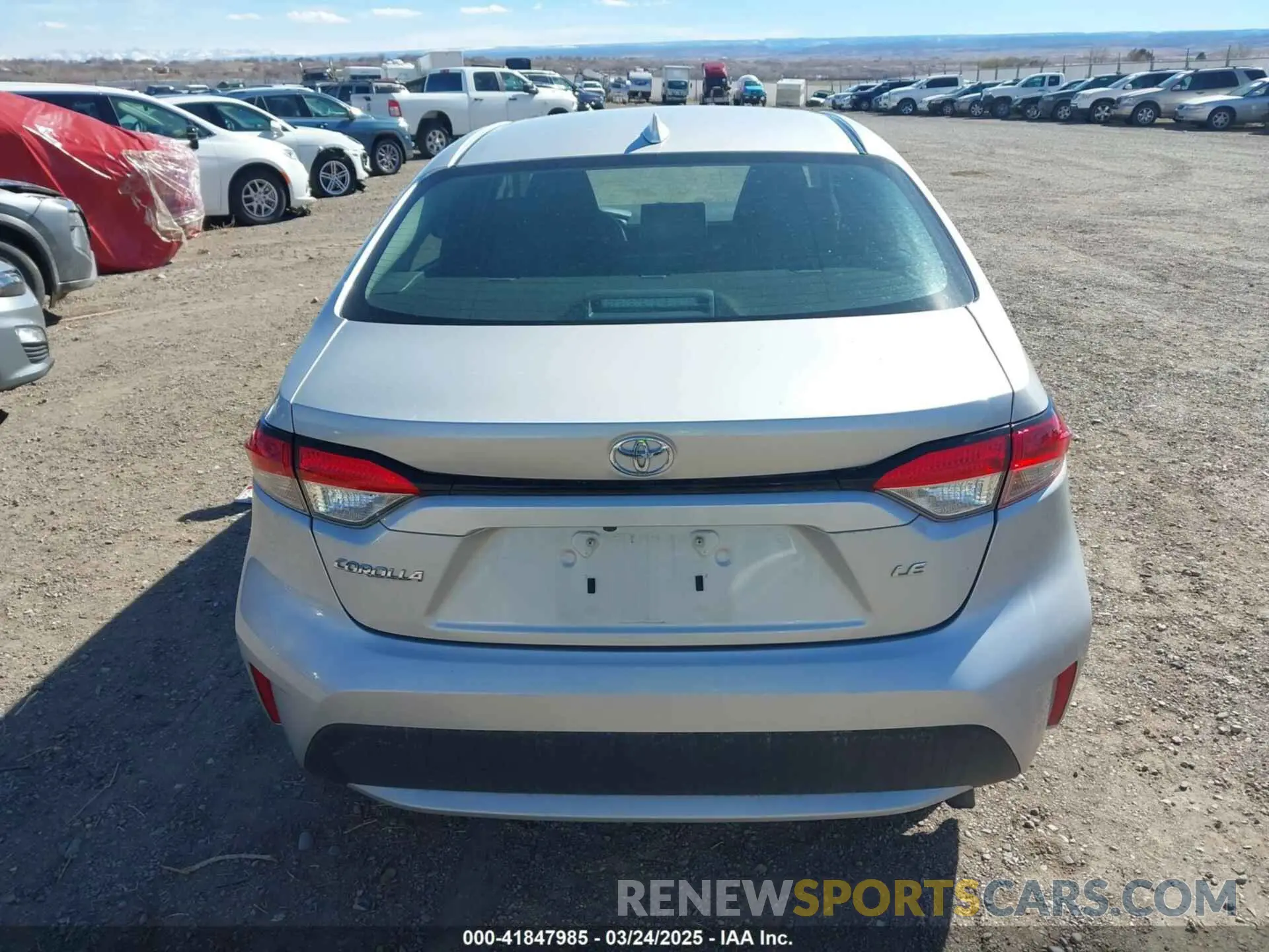 16 Photograph of a damaged car 5YFEPMAE4MP260268 TOYOTA COROLLA 2021