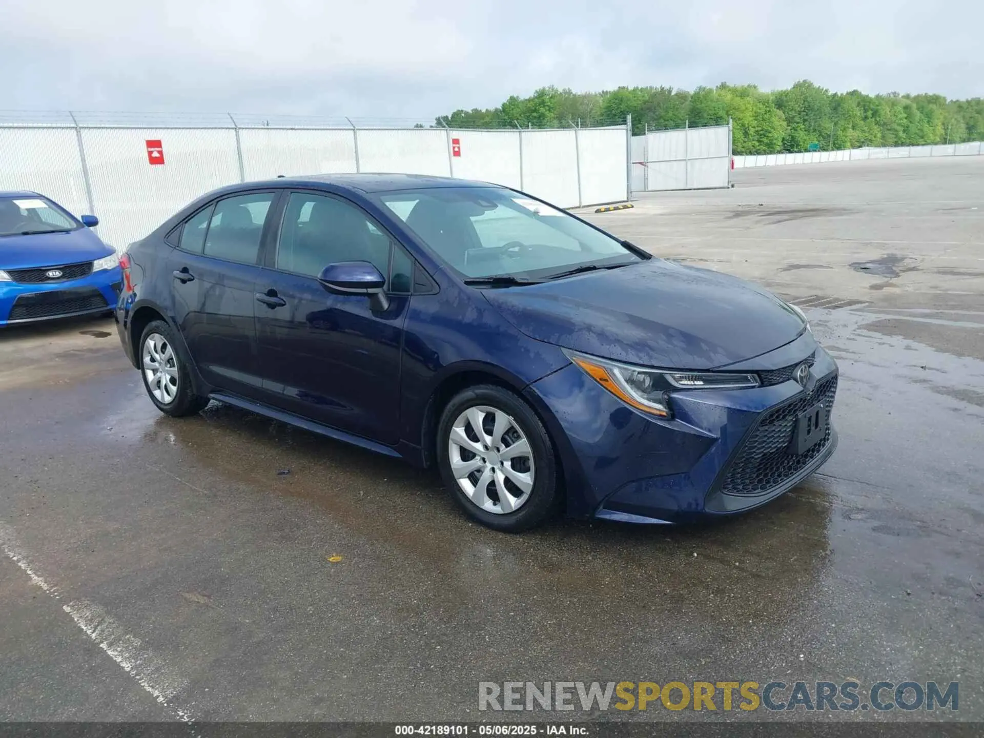 1 Photograph of a damaged car 5YFEPMAE4MP260948 TOYOTA COROLLA 2021