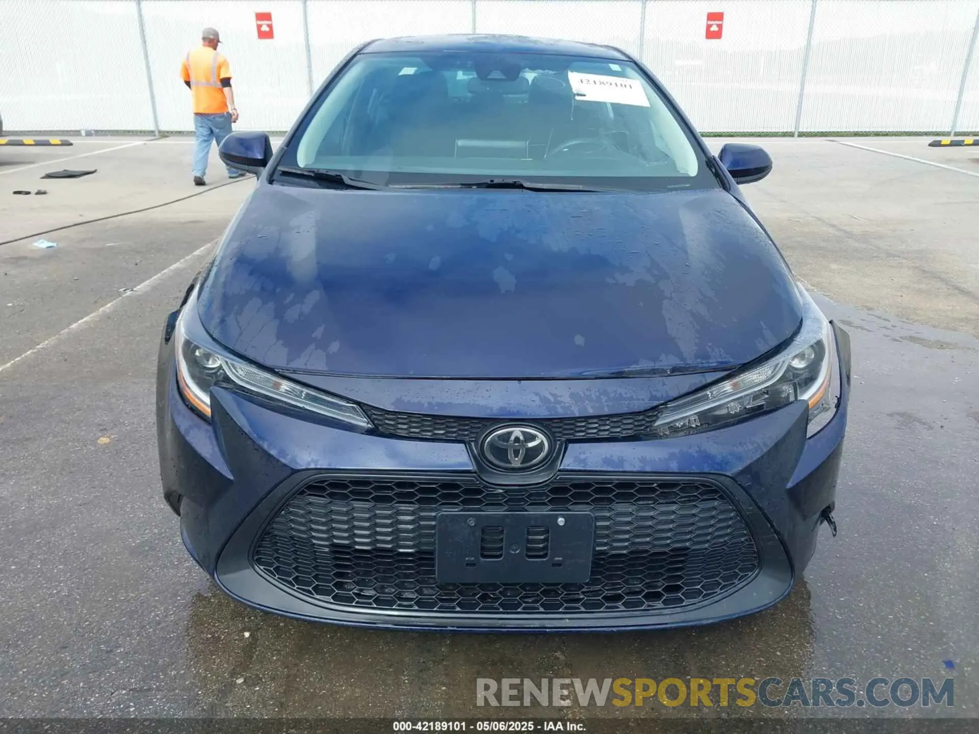 12 Photograph of a damaged car 5YFEPMAE4MP260948 TOYOTA COROLLA 2021