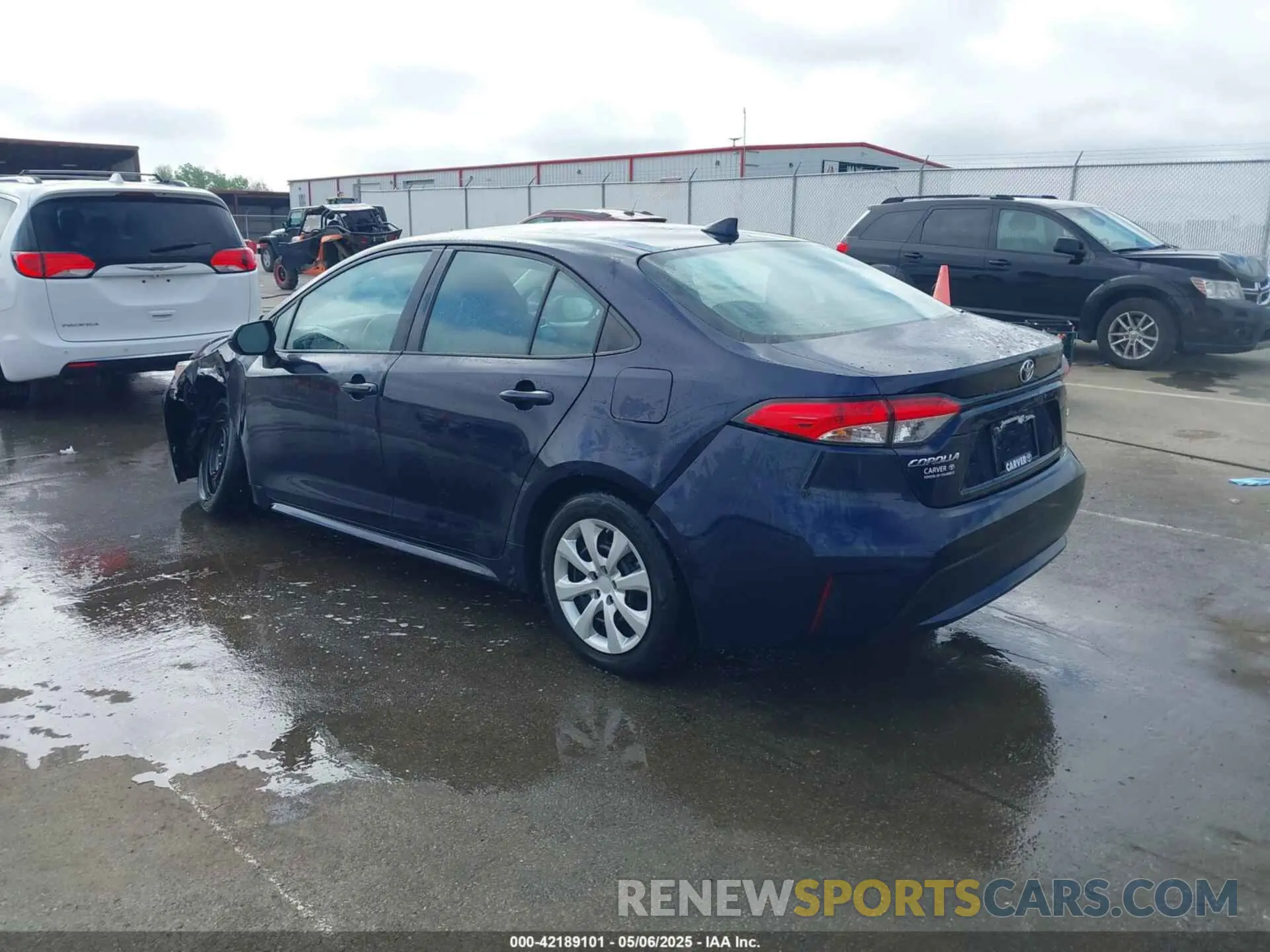 3 Photograph of a damaged car 5YFEPMAE4MP260948 TOYOTA COROLLA 2021