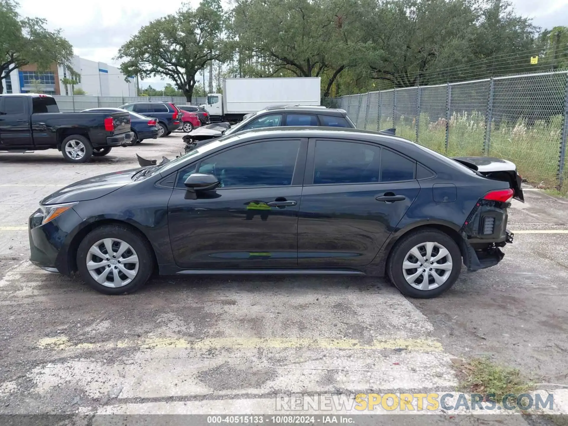 14 Photograph of a damaged car 5YFEPMAE4MP264210 TOYOTA COROLLA 2021