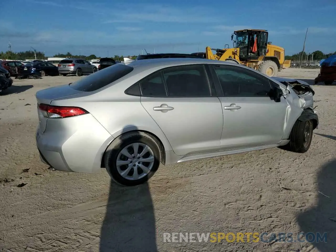 3 Photograph of a damaged car 5YFEPMAE5MP151298 TOYOTA COROLLA 2021