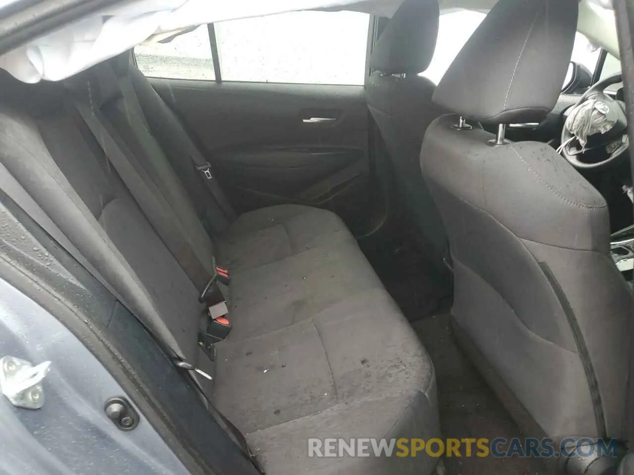 10 Photograph of a damaged car 5YFEPMAE5MP155142 TOYOTA COROLLA 2021