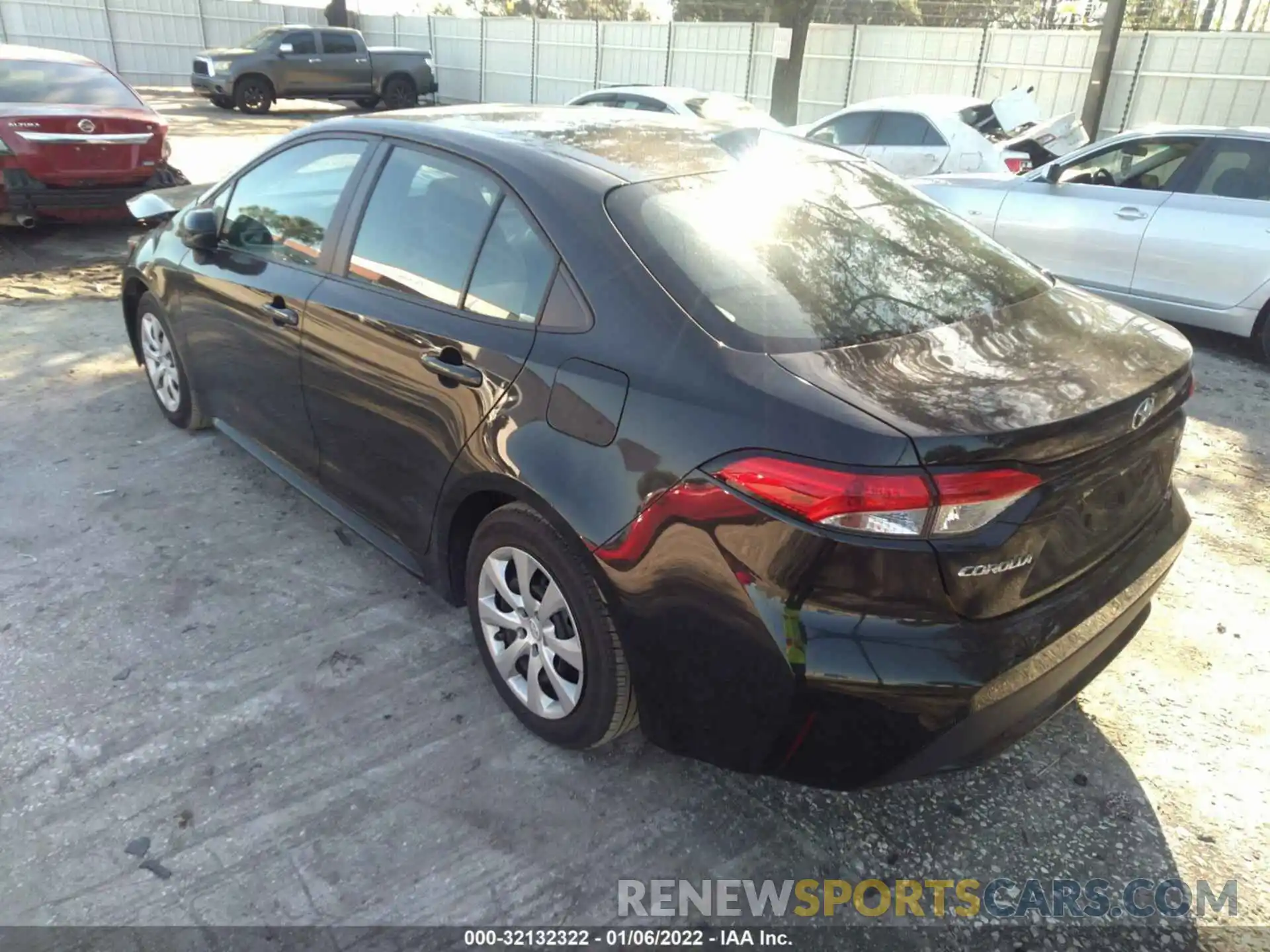 3 Photograph of a damaged car 5YFEPMAE5MP156792 TOYOTA COROLLA 2021