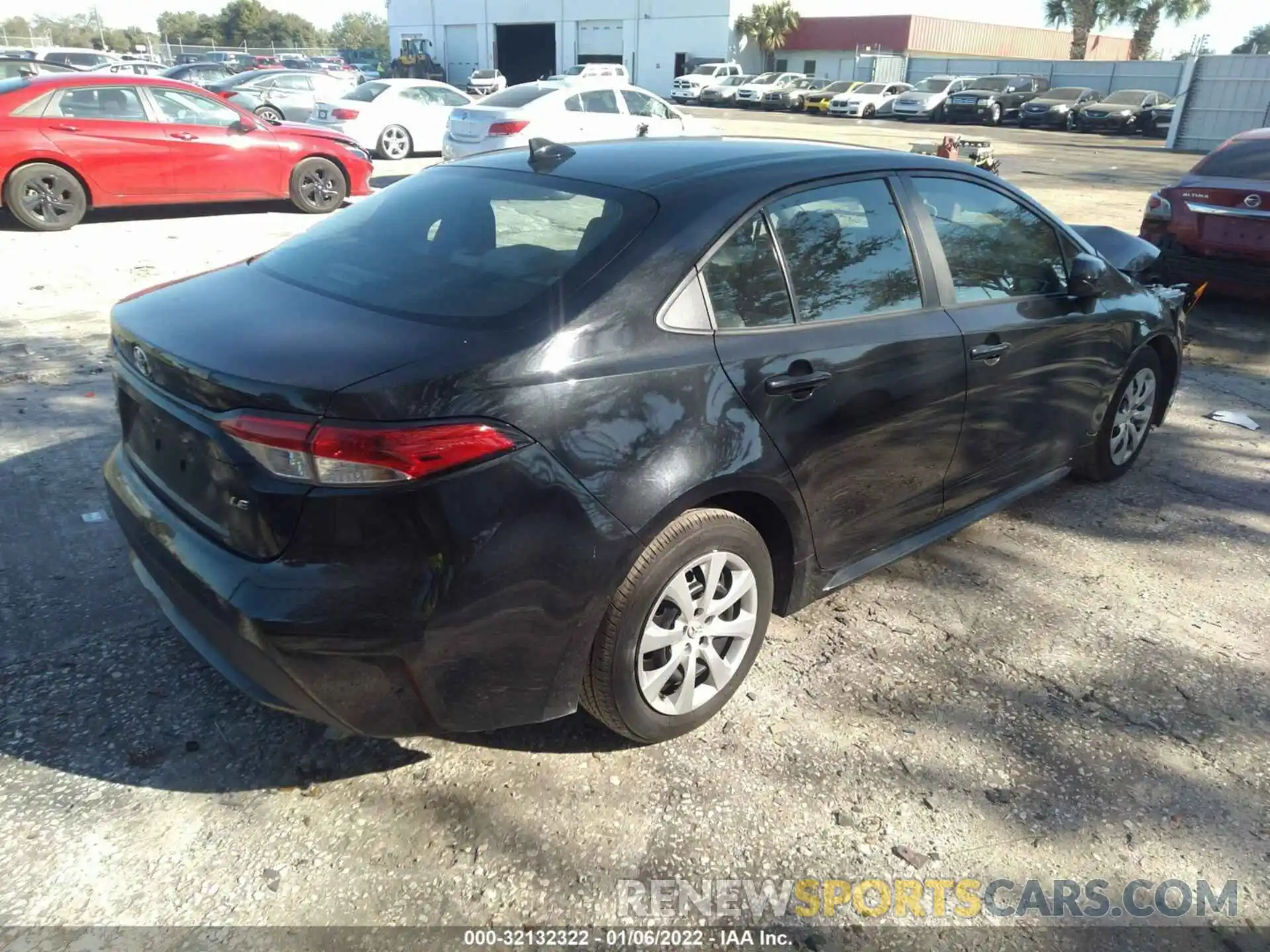 4 Photograph of a damaged car 5YFEPMAE5MP156792 TOYOTA COROLLA 2021