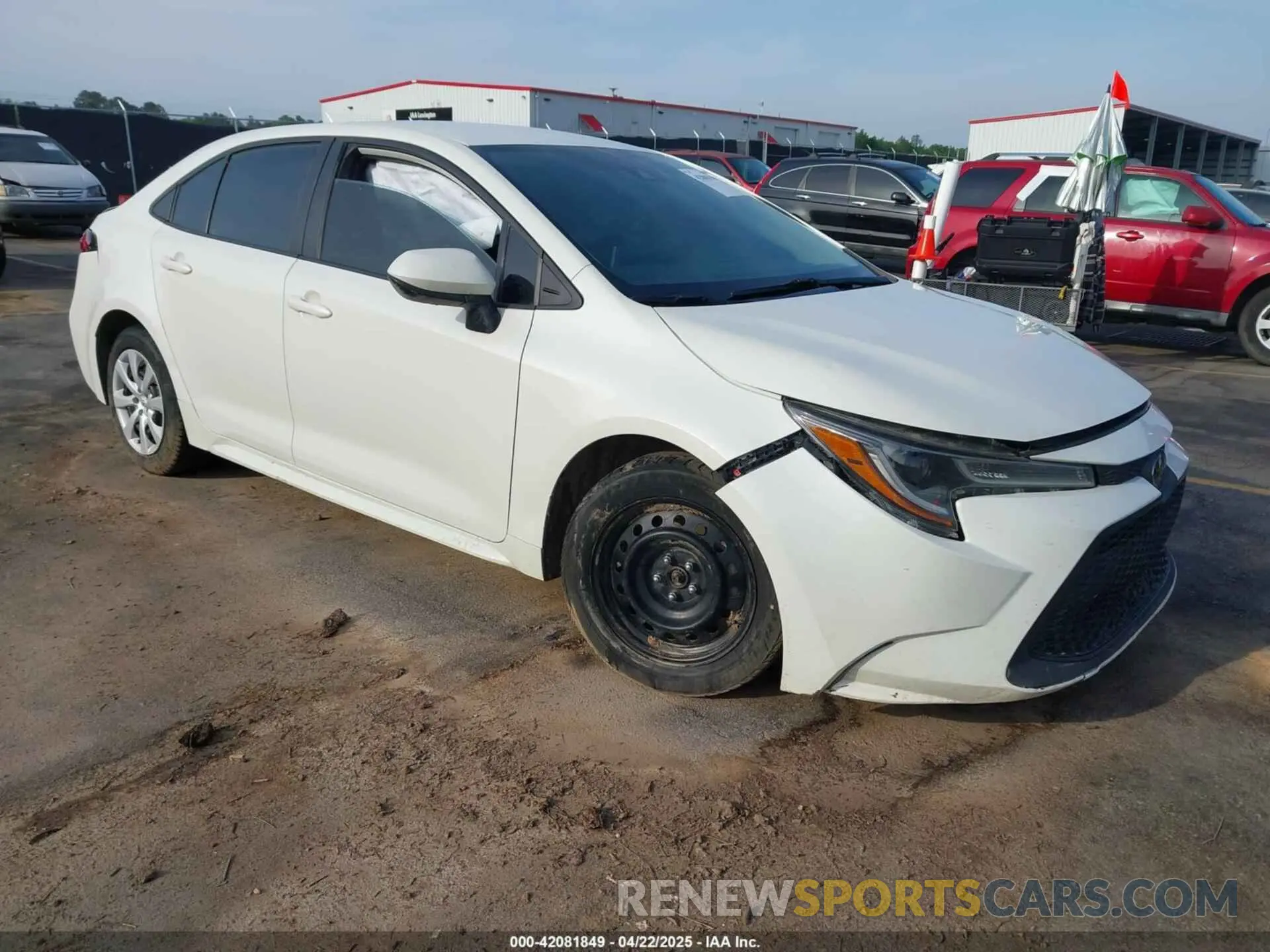 1 Photograph of a damaged car 5YFEPMAE5MP163371 TOYOTA COROLLA 2021