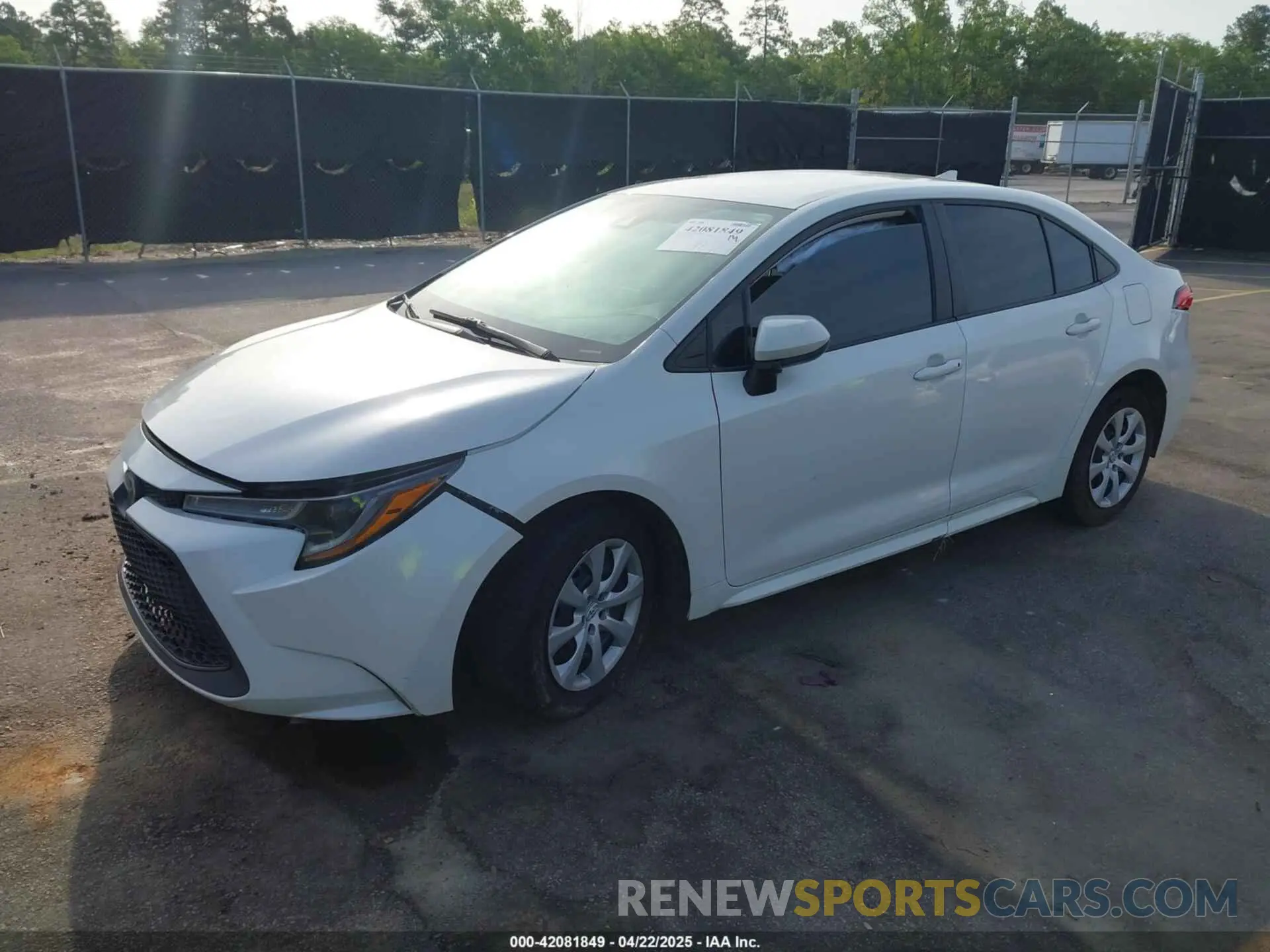 2 Photograph of a damaged car 5YFEPMAE5MP163371 TOYOTA COROLLA 2021