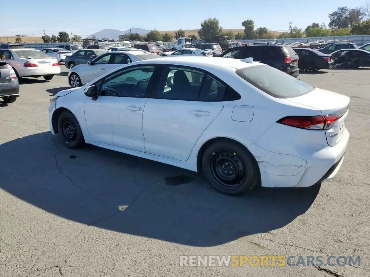 2 Photograph of a damaged car 5YFEPMAE5MP165492 TOYOTA COROLLA 2021