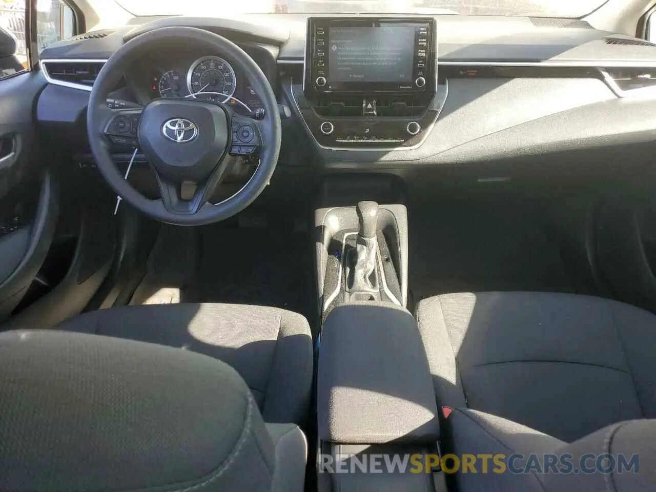 8 Photograph of a damaged car 5YFEPMAE5MP165492 TOYOTA COROLLA 2021