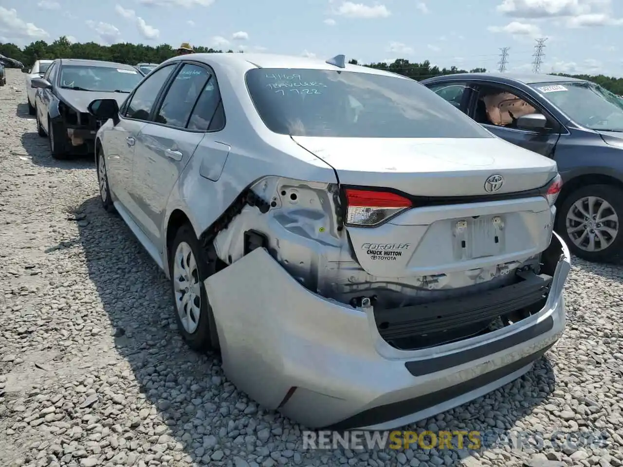 3 Photograph of a damaged car 5YFEPMAE5MP171230 TOYOTA COROLLA 2021