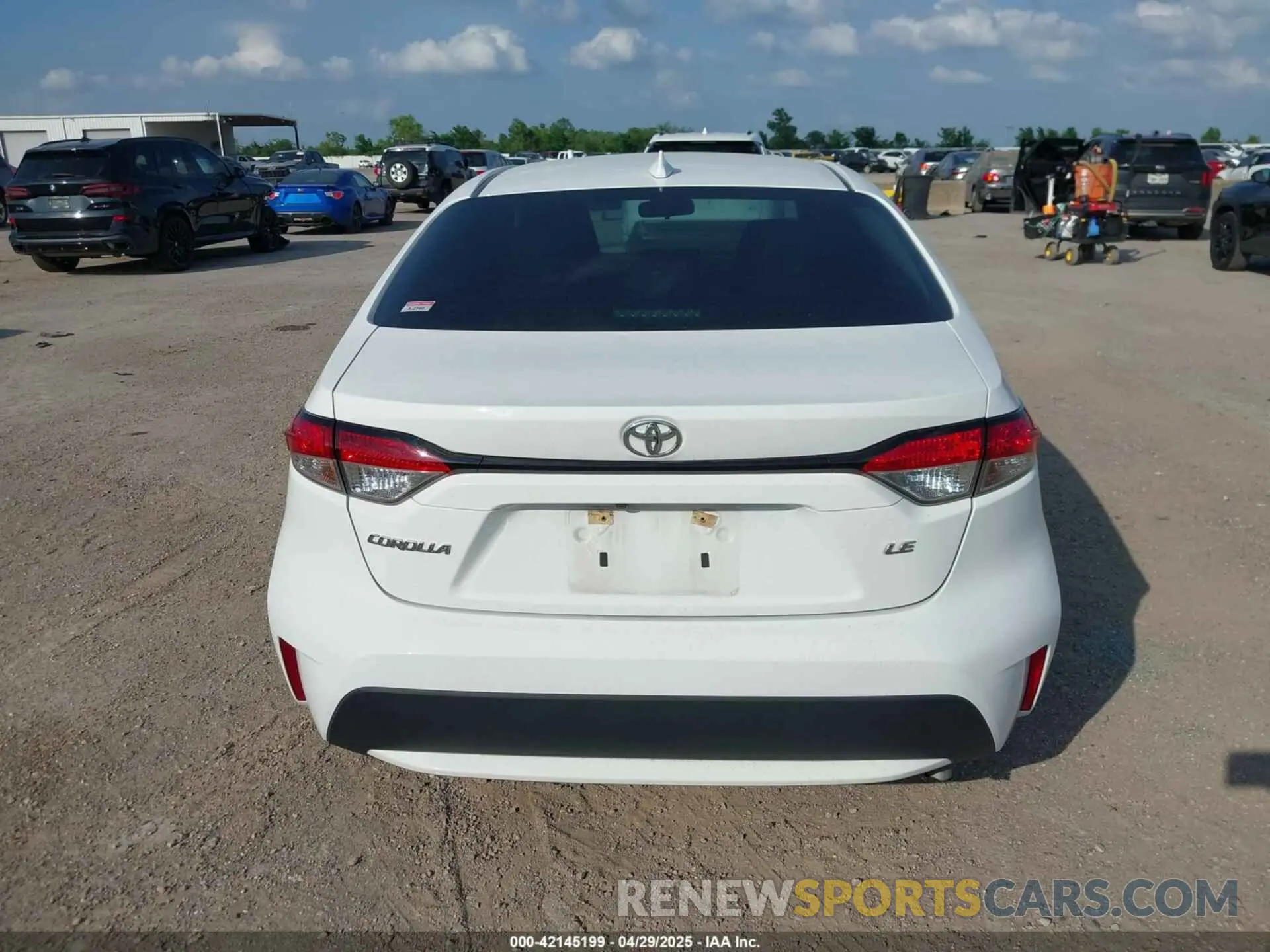16 Photograph of a damaged car 5YFEPMAE5MP172779 TOYOTA COROLLA 2021