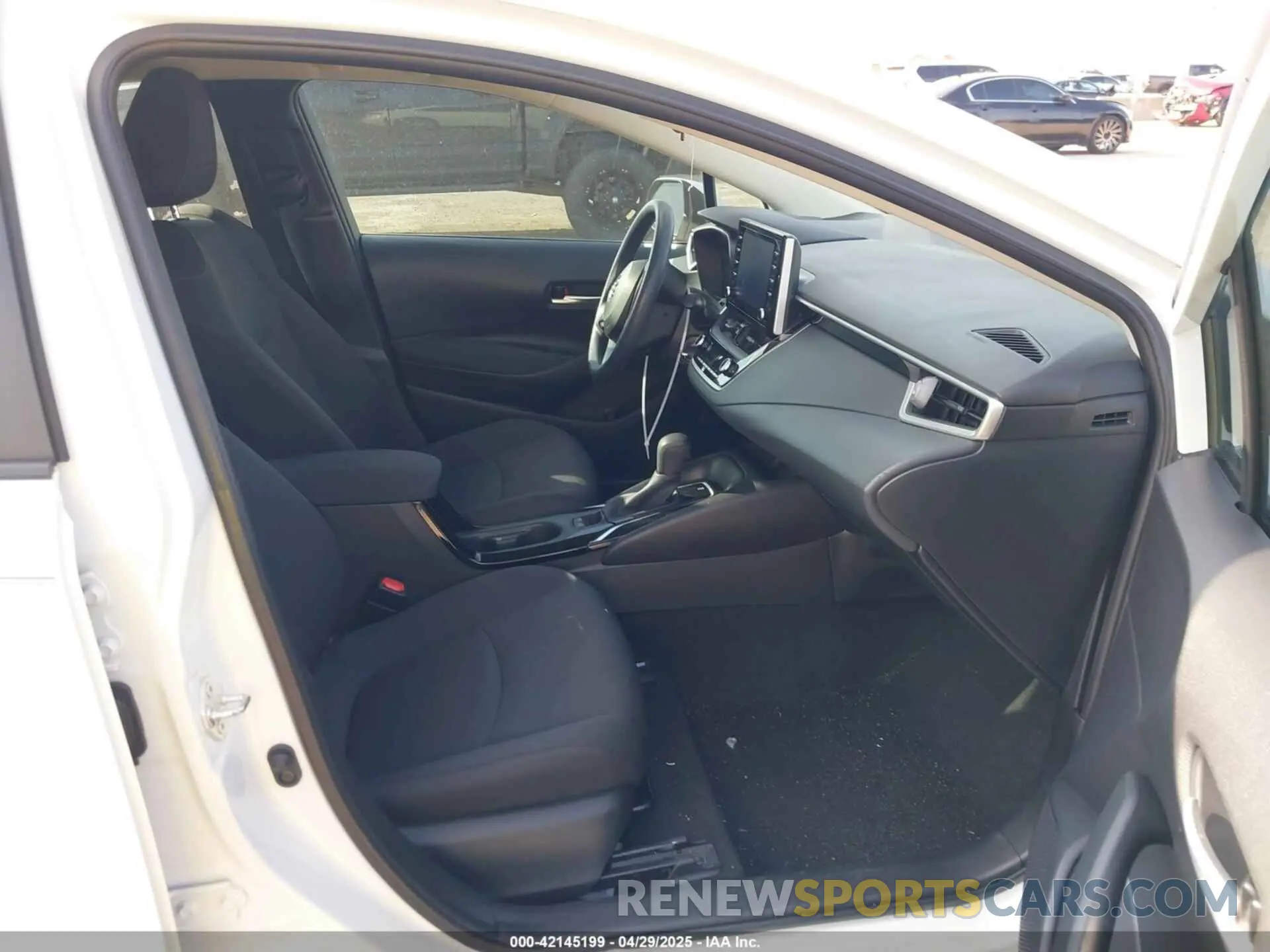 5 Photograph of a damaged car 5YFEPMAE5MP172779 TOYOTA COROLLA 2021