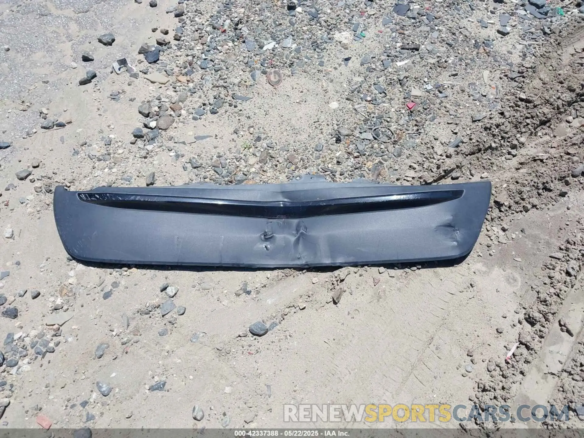 12 Photograph of a damaged car 5YFEPMAE5MP174063 TOYOTA COROLLA 2021