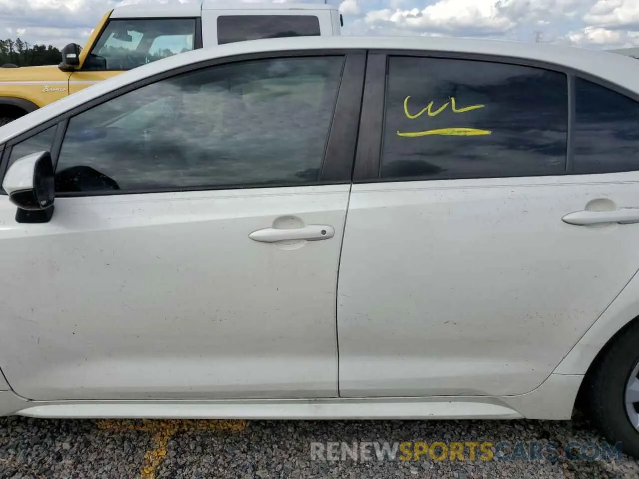 12 Photograph of a damaged car 5YFEPMAE5MP176041 TOYOTA COROLLA 2021