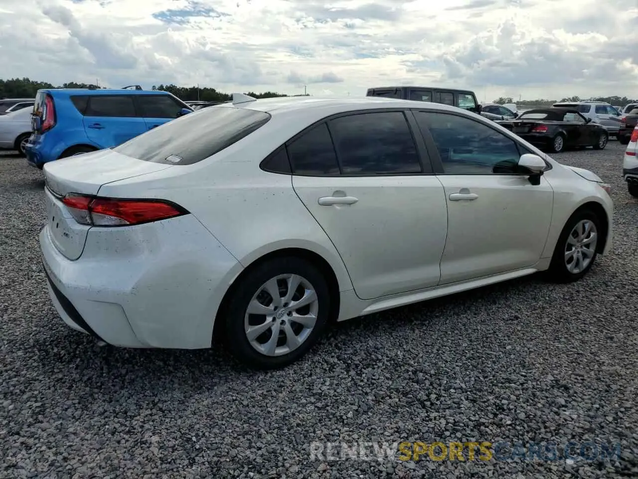 3 Photograph of a damaged car 5YFEPMAE5MP176041 TOYOTA COROLLA 2021