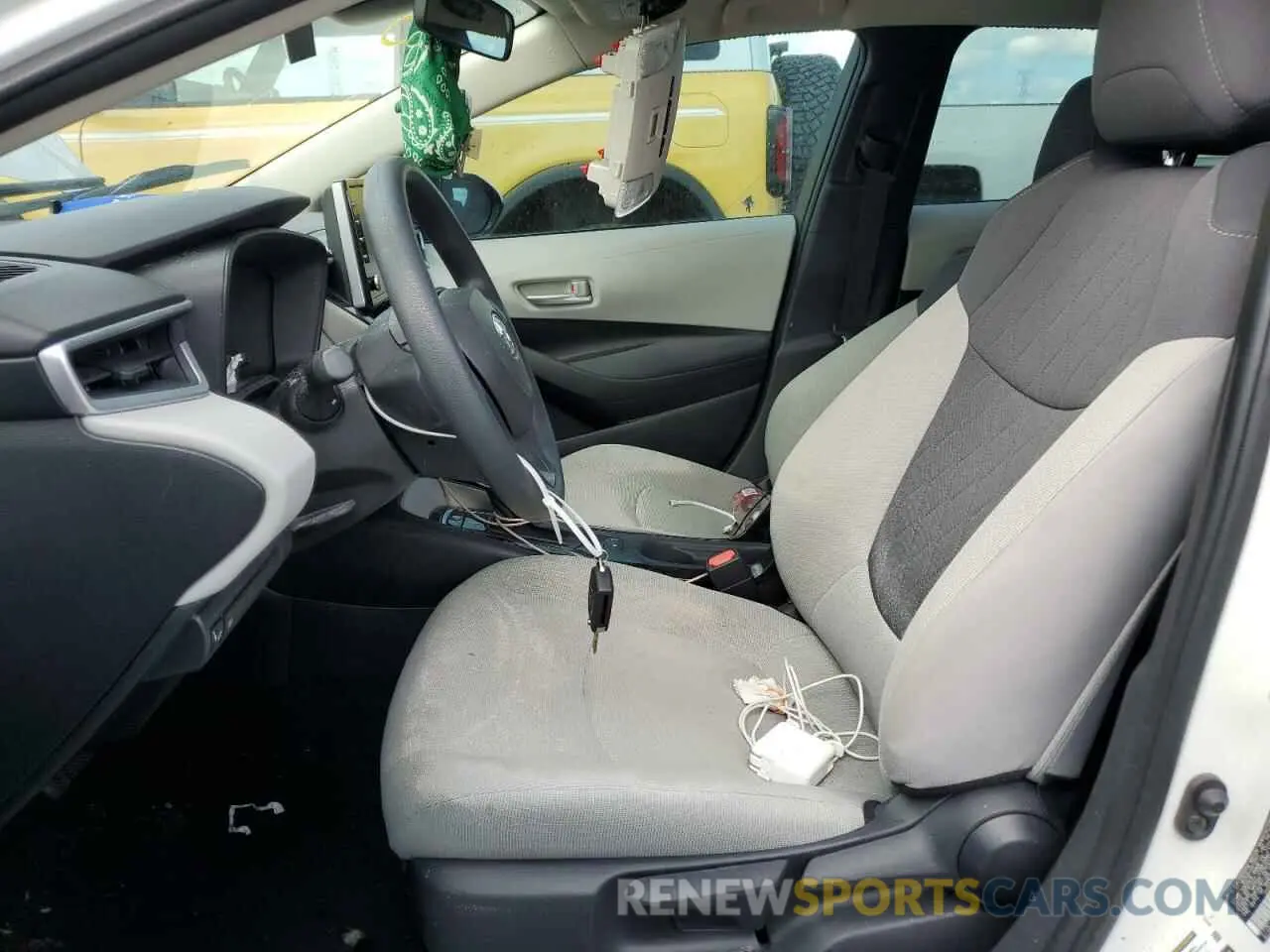 7 Photograph of a damaged car 5YFEPMAE5MP176041 TOYOTA COROLLA 2021