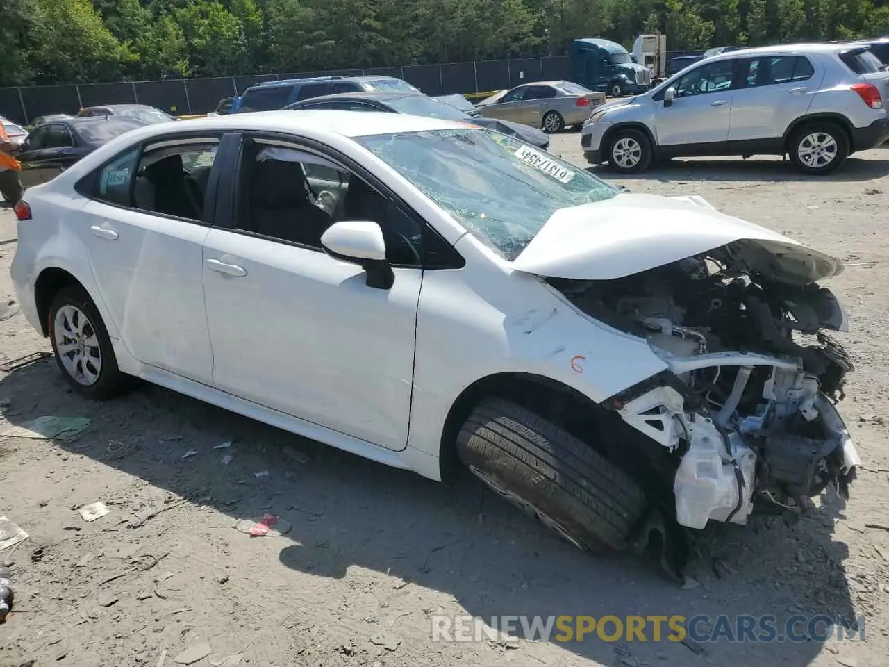 4 Photograph of a damaged car 5YFEPMAE5MP181806 TOYOTA COROLLA 2021