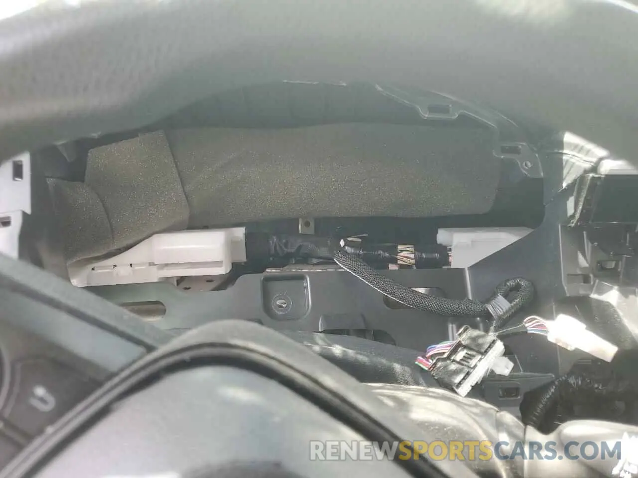 9 Photograph of a damaged car 5YFEPMAE5MP181806 TOYOTA COROLLA 2021