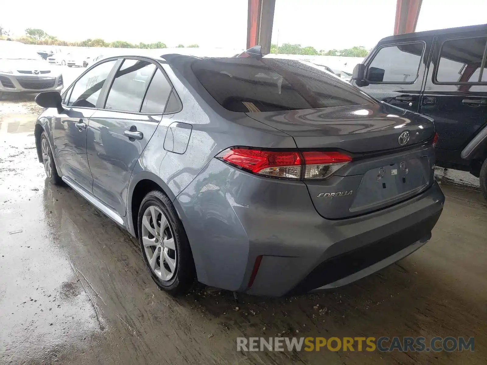 3 Photograph of a damaged car 5YFEPMAE5MP195057 TOYOTA COROLLA 2021