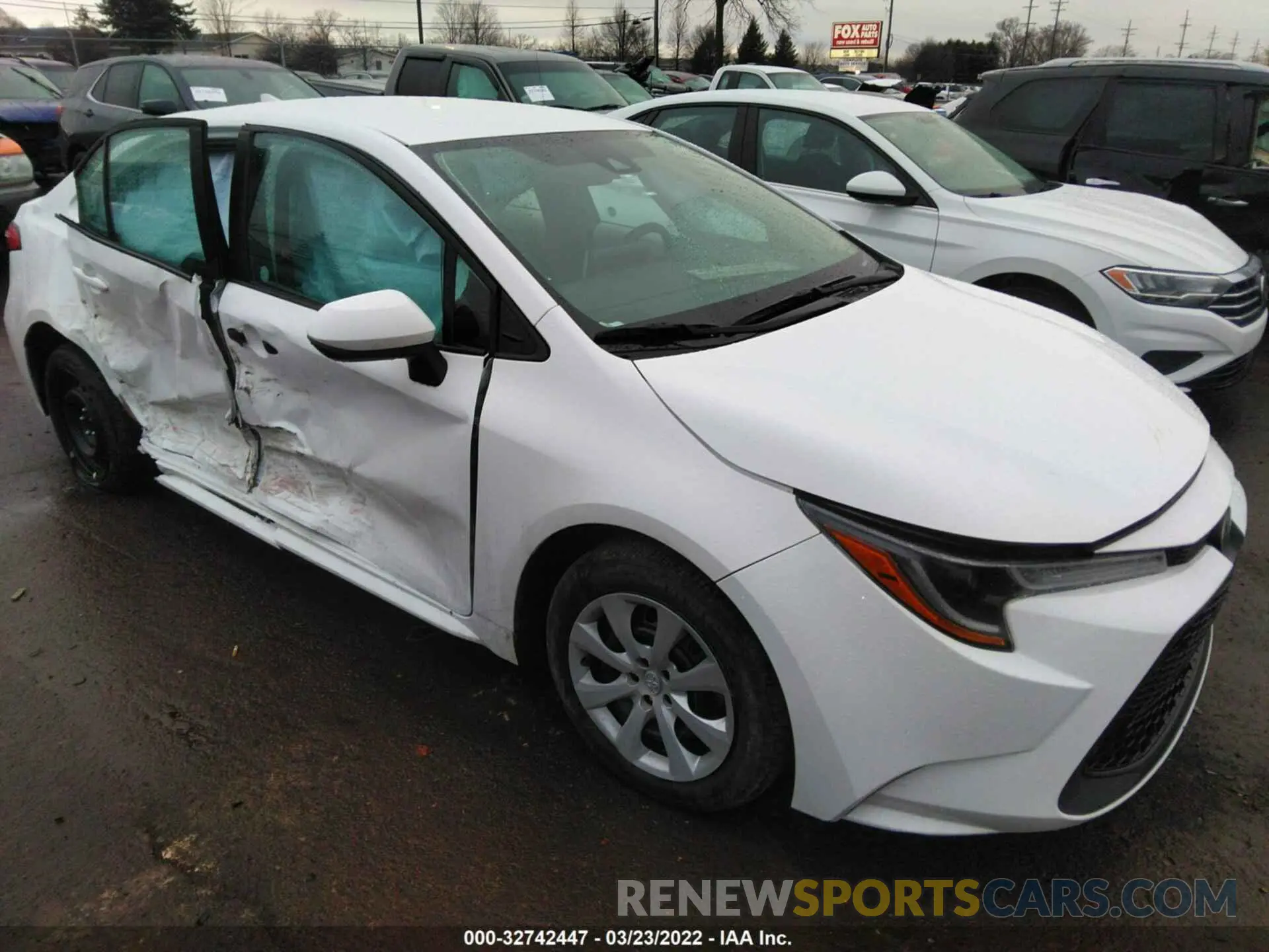 1 Photograph of a damaged car 5YFEPMAE5MP199755 TOYOTA COROLLA 2021